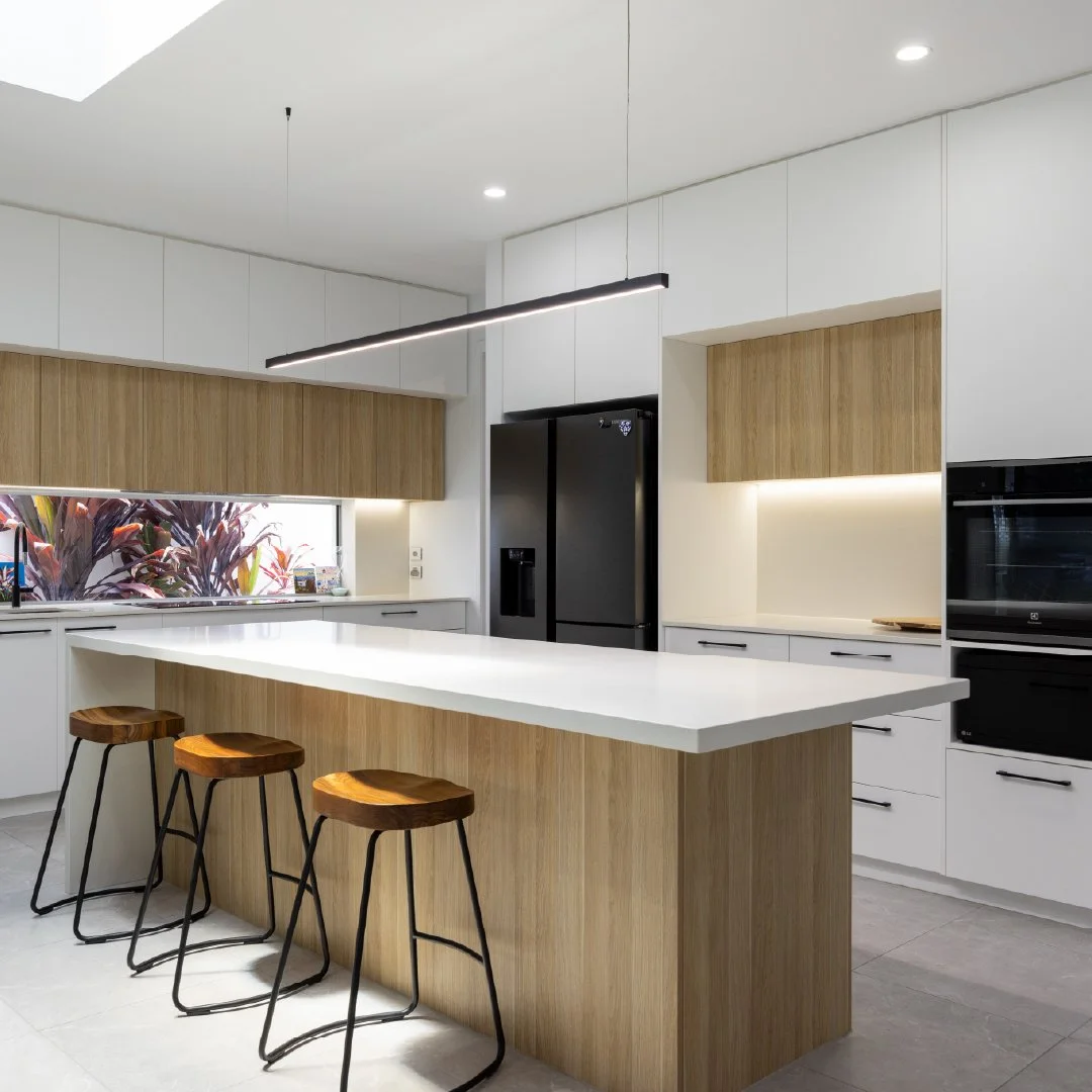 Hope Island Resort | Golf Course Living | New Kitchen

Premium still imagery + drone coverage

#goldcoastrealestate #linkshopeisland #propertyphotography