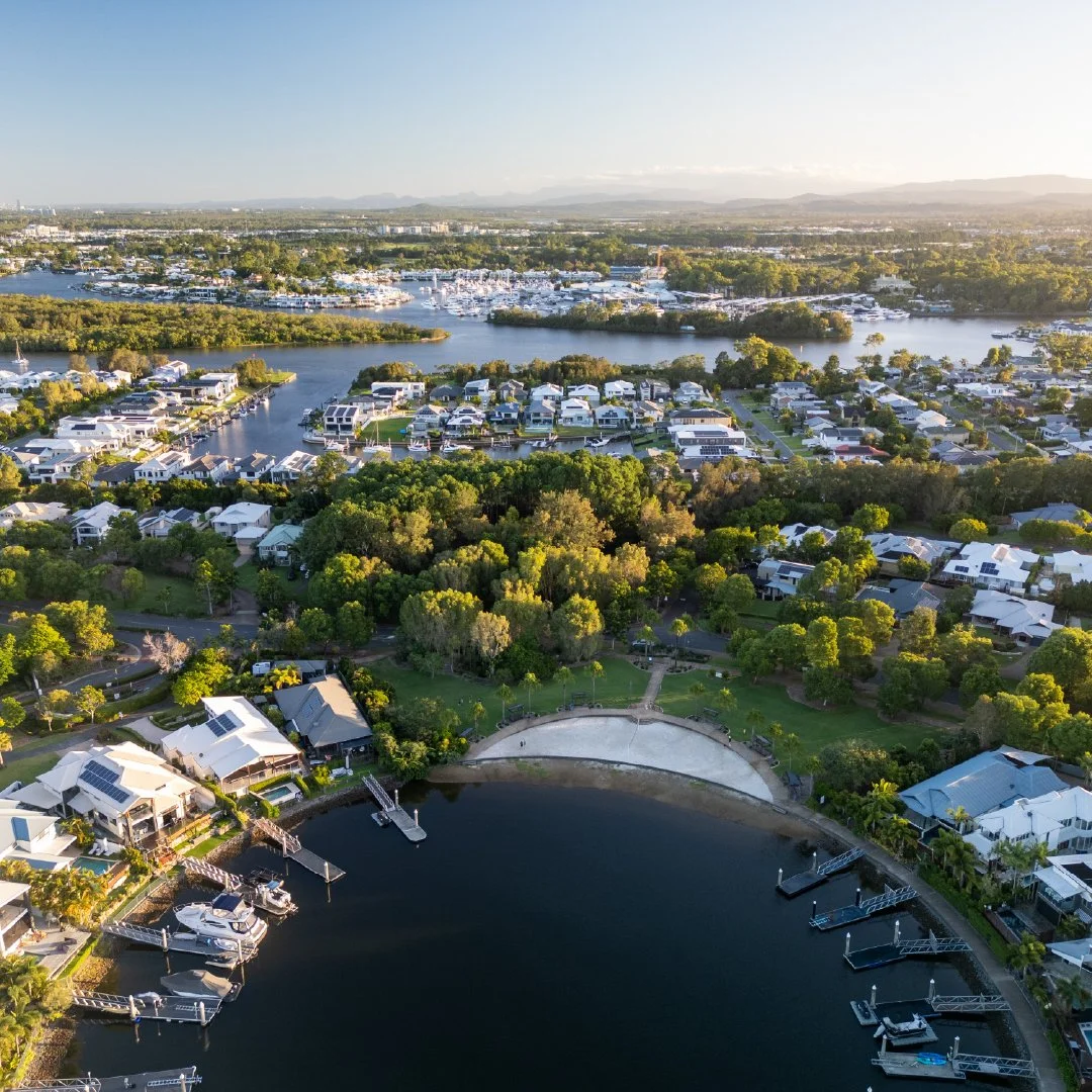 Gold Coast Aerial | Coastal Family Home on the many waterways.

drone coverage and full property photography

#goldcoastcoastrealestate #goldcoast #propertyphotography