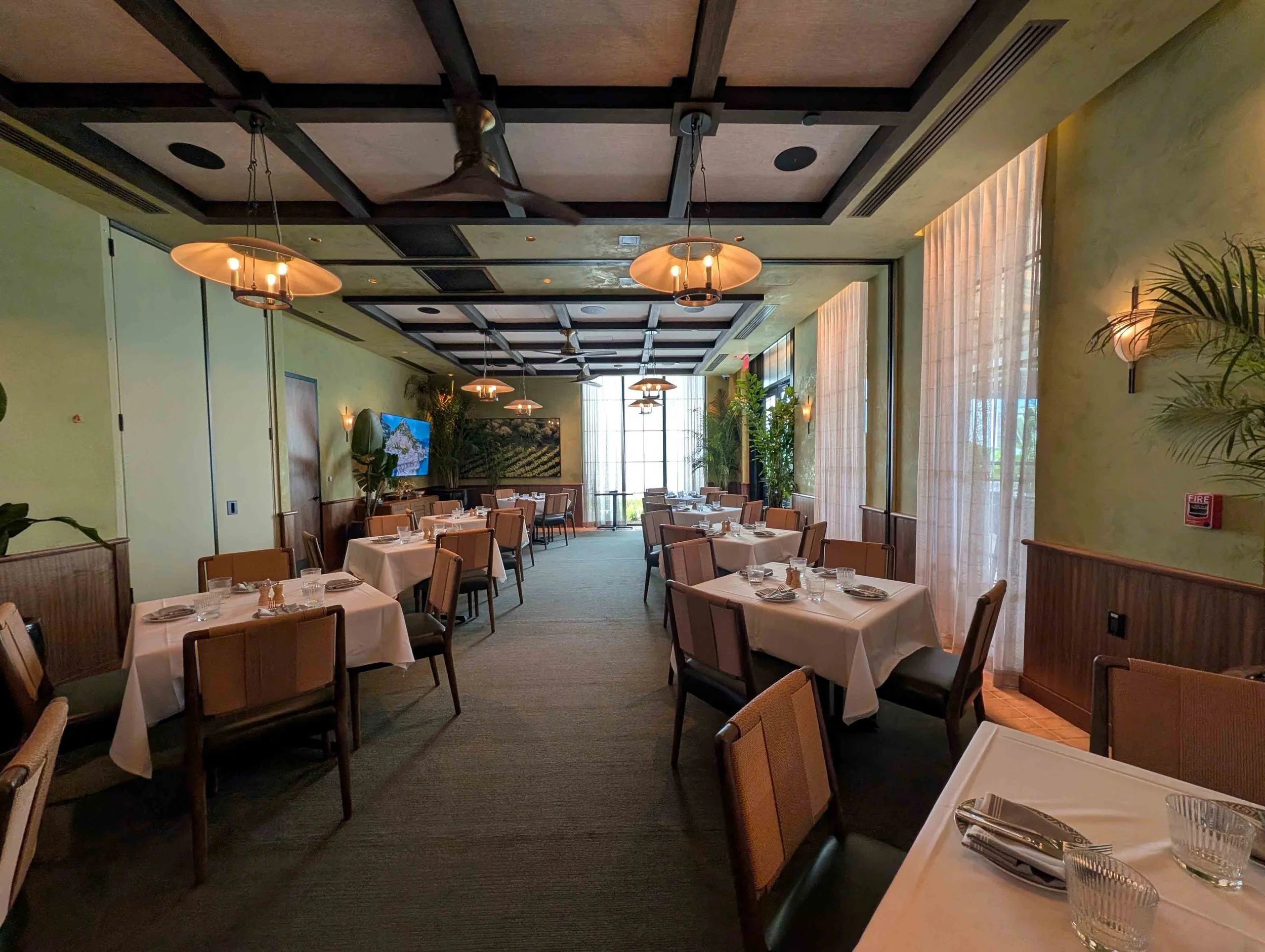 del Mar wpb private room.jpg
