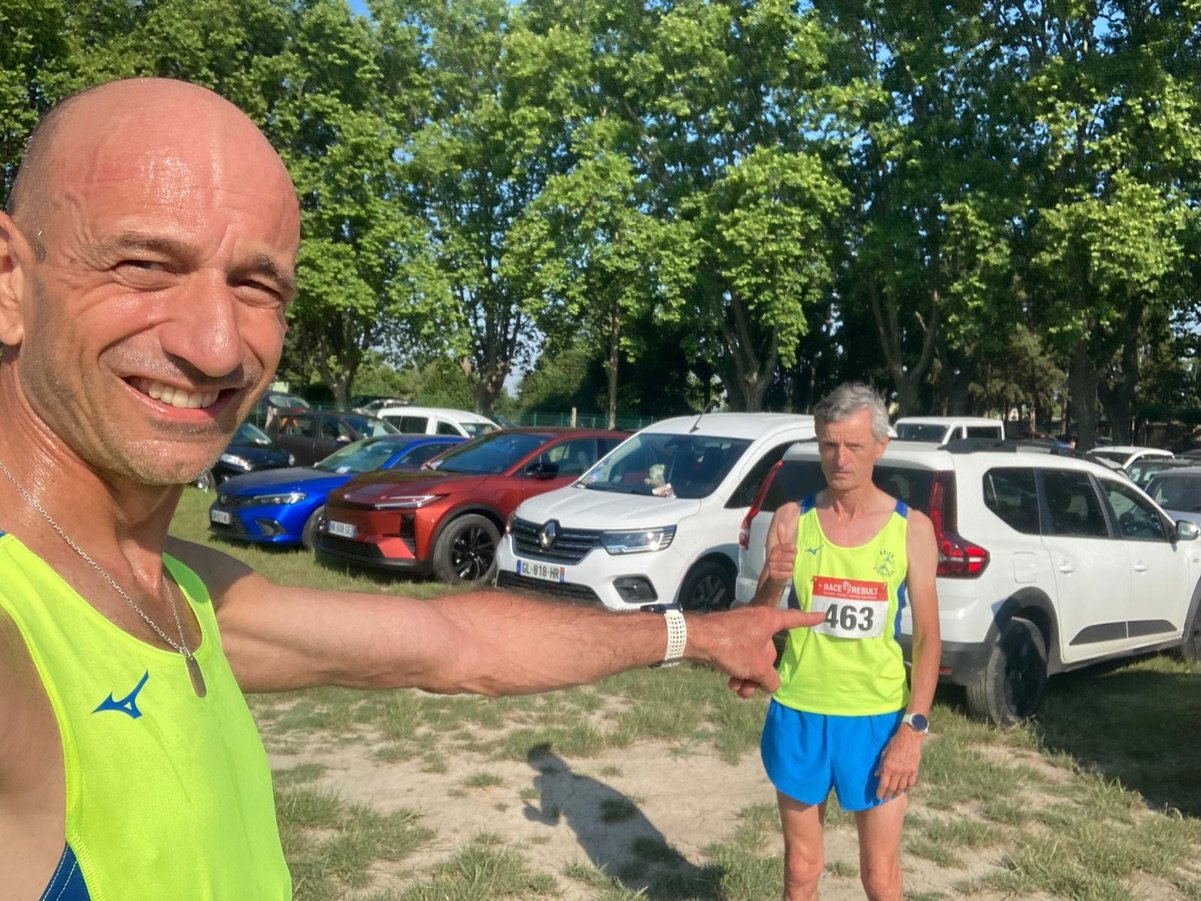 🔥 Des podiums pour Arles Athl&eacute;tisme au Cailar ! 🔥

Ce dimanche aux Foul&eacute;es de la Capitale de Petite Camargue, nos couleurs ont une nouvelle fois brill&eacute; sur le 5 km avec deux victoires de cat&eacute;gorie 💪🏽🏆

🥇 Olivier Bern