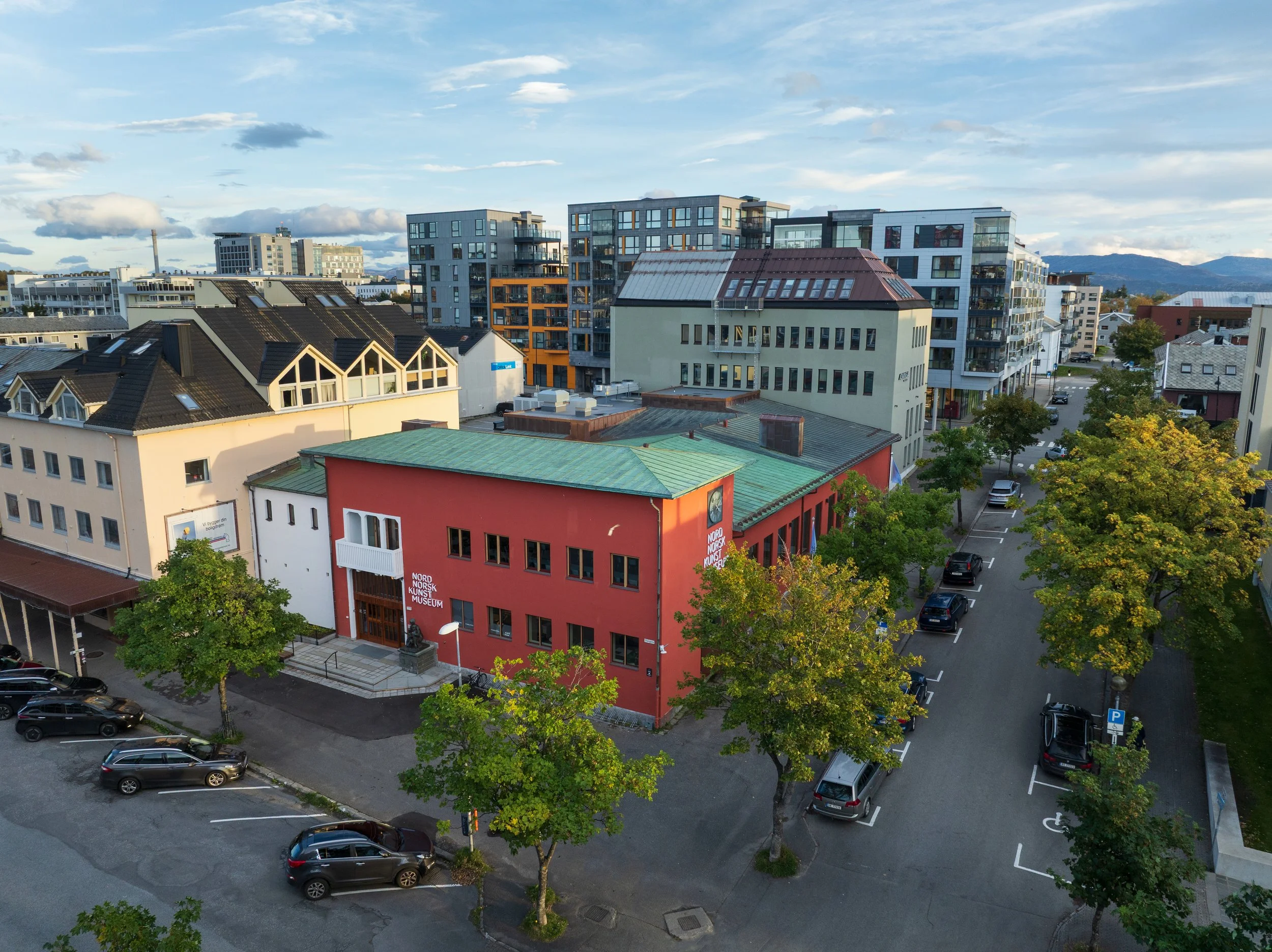 The building there Nordnorsk kunstmuseum is located