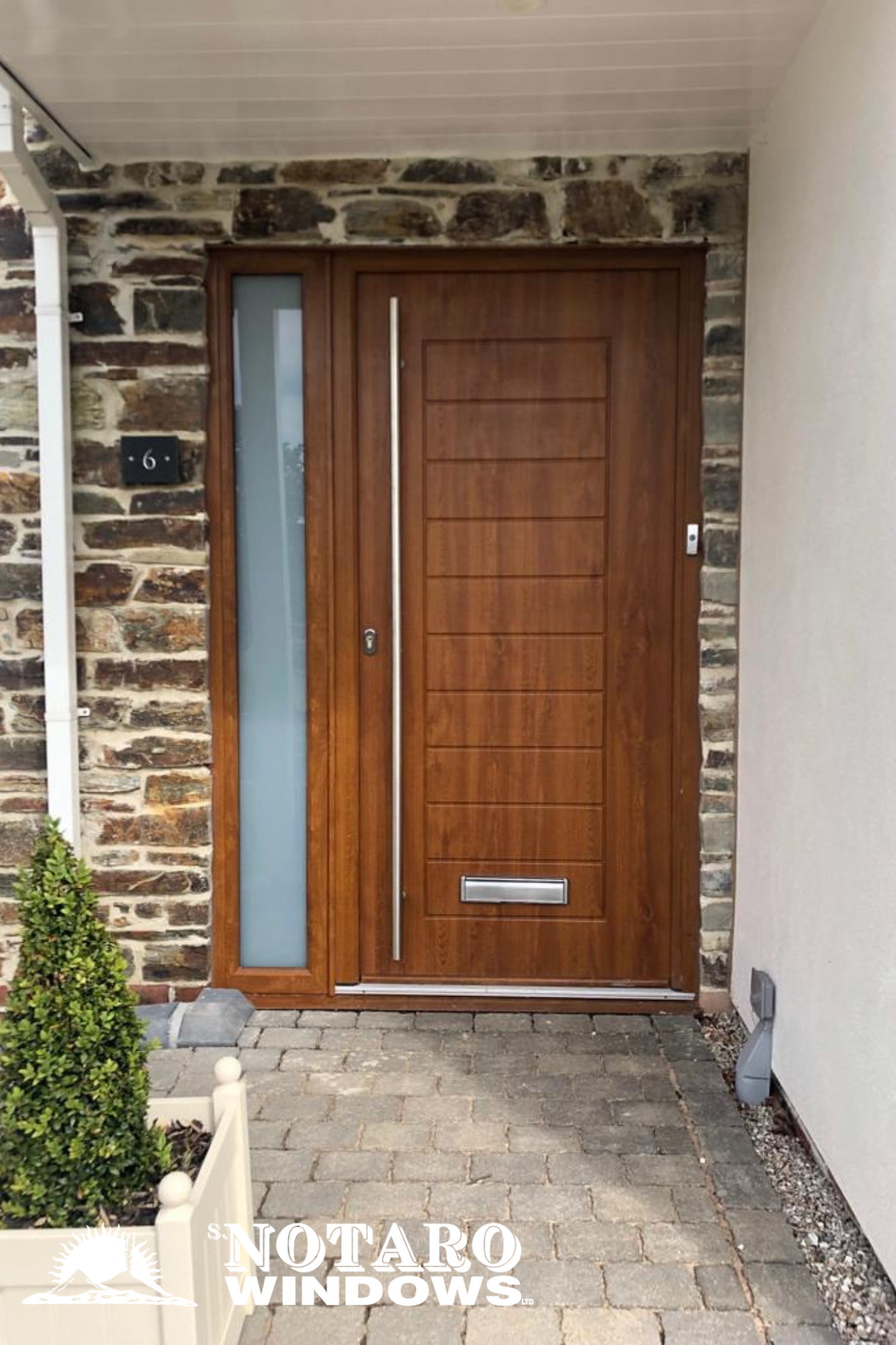 Mordern doors (3).png