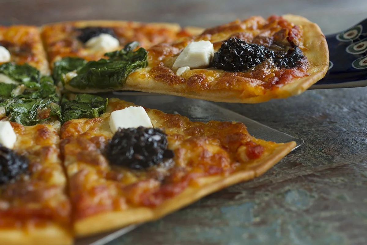feta-cheese-spinach-pizza.jpg