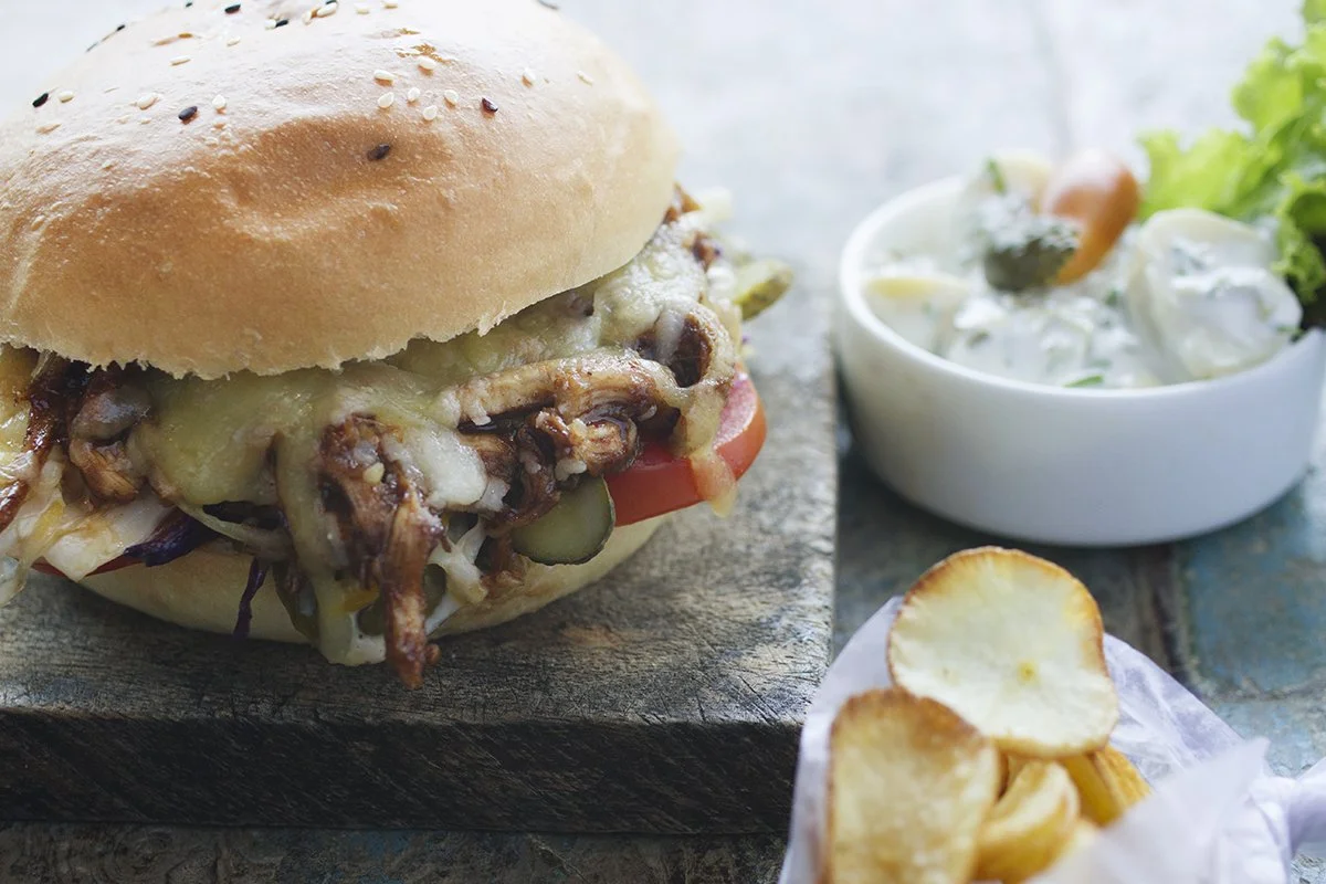 pulled-chicken-burger.jpg
