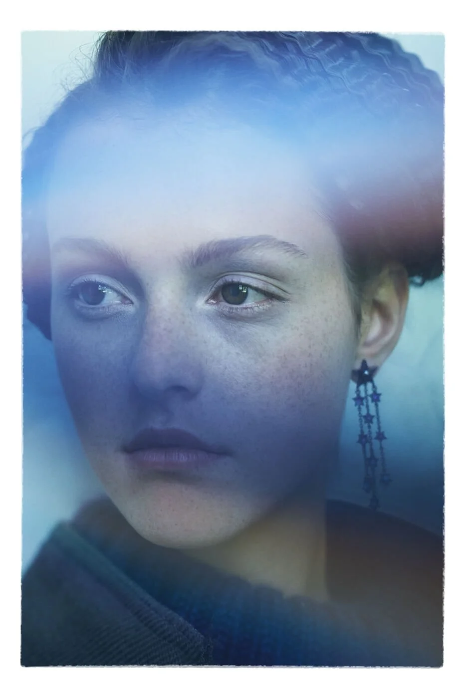 La Lumiere Bleue – Fotografie von Christian Schoppe (80 x 120 cm) Limitierte Edition, hochwertig gerahmt