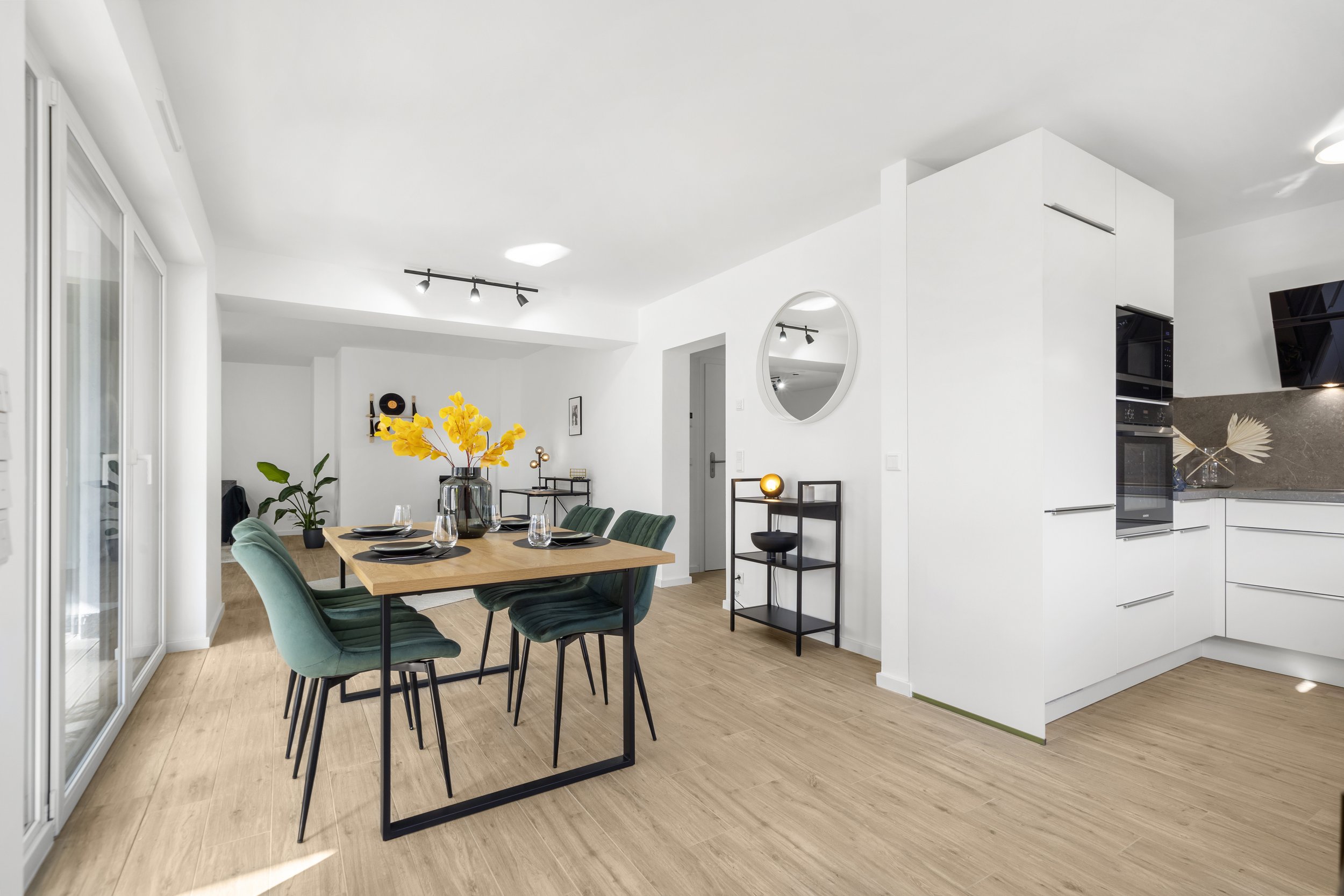 Esszimmer Ansicht 3.jpg