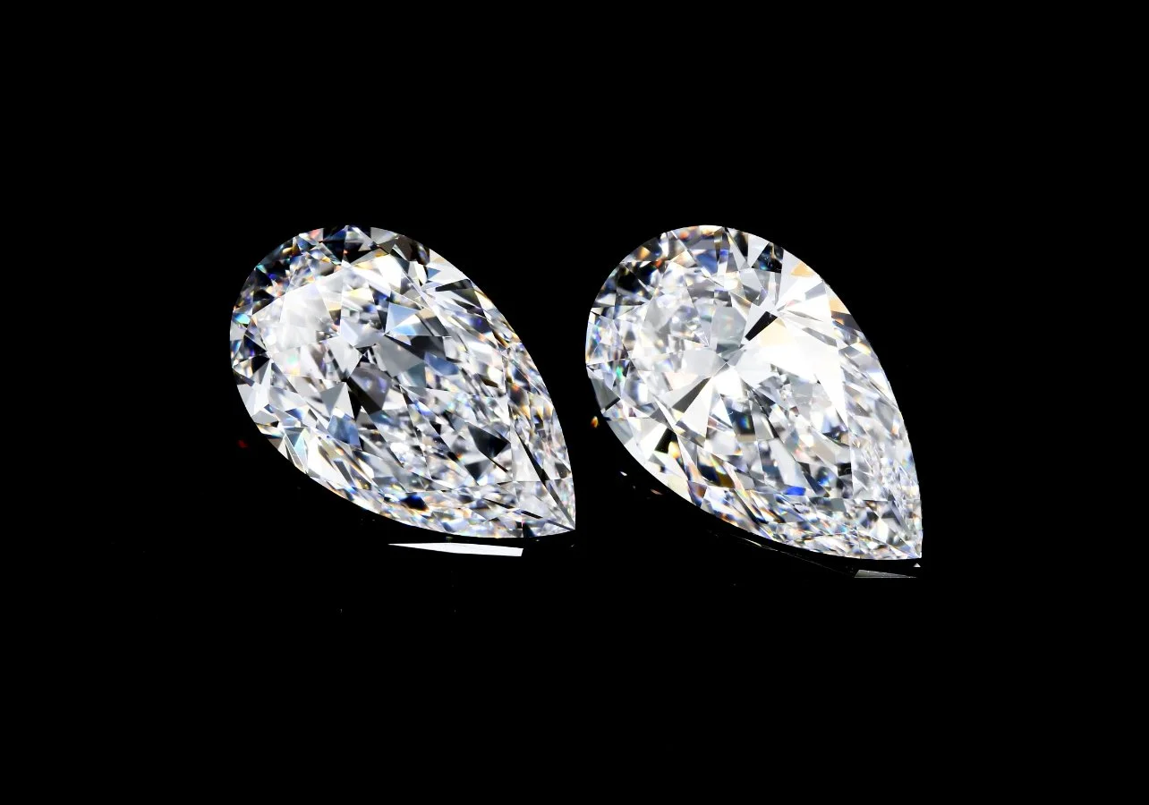 10.22 PEAR E Flawless (couple with 10.10 carat)
