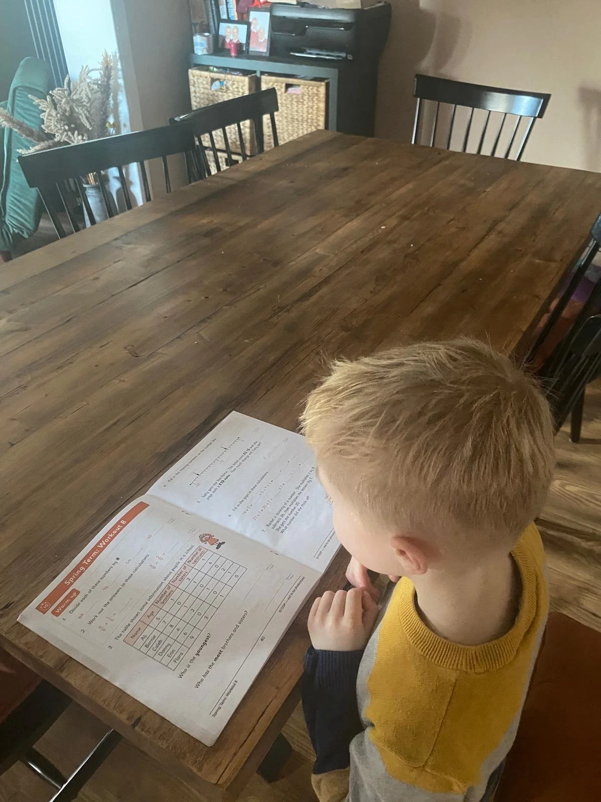 11+ Study Sessions. 11 Plus exam preparation and verbal reasoning tuition in Marlow Buckinghamshire. Local Tutor.  Expert Key Stage 2 Key stage  one tutors.  Marlow. High Wycombe. Bourne End. Group tuition. 1-1 Tuition.