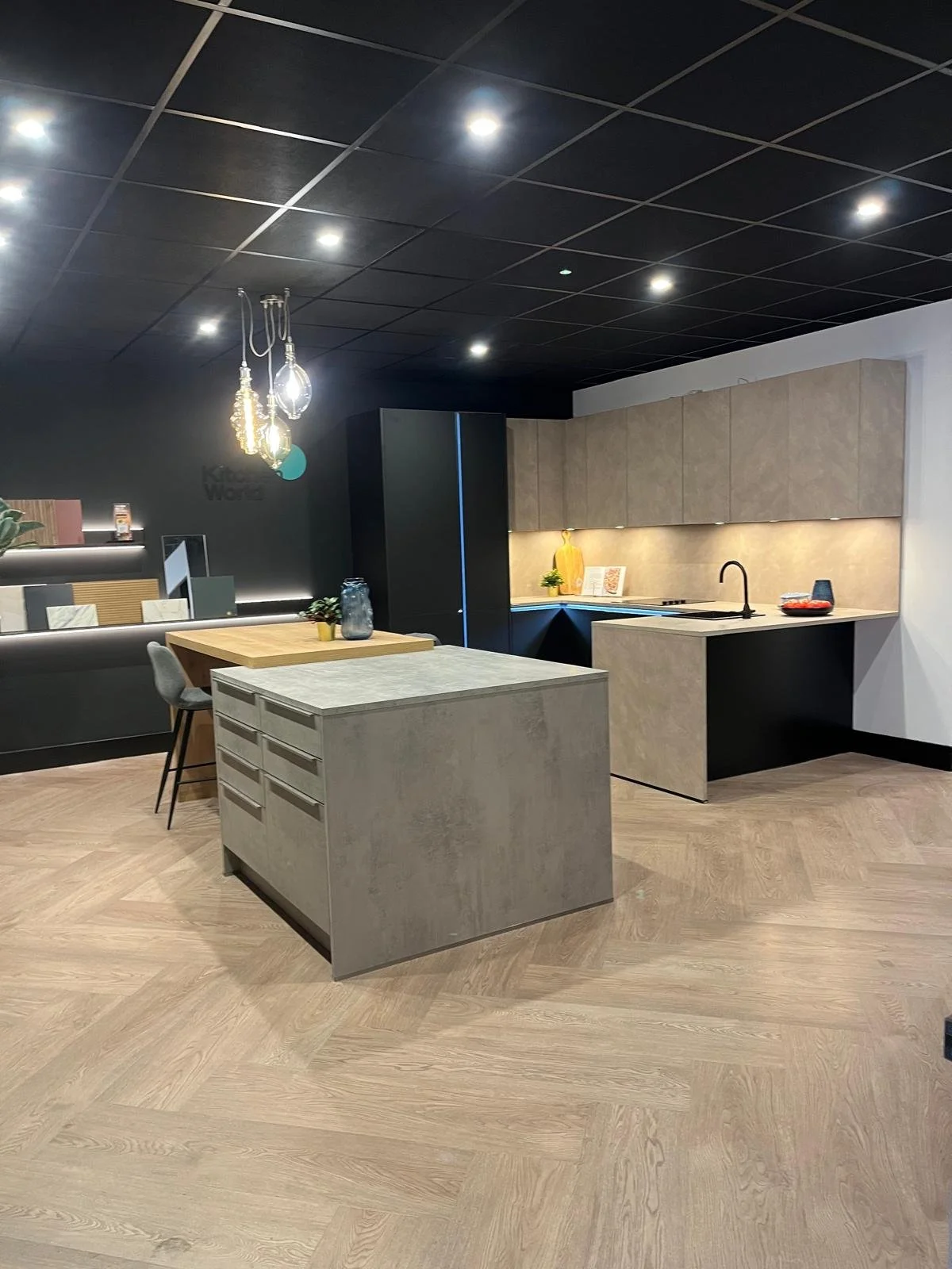 WhatsApp Image 2025-11-20 at 10.34.17 AM (3).jpeg