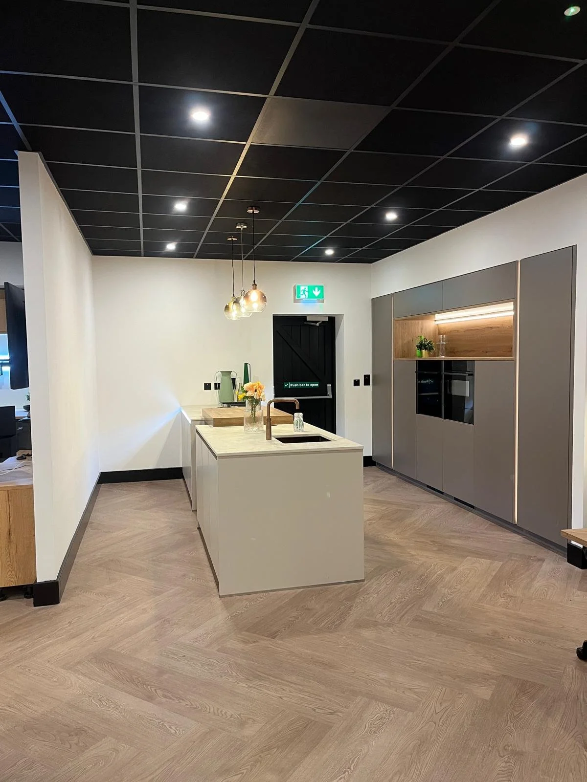 WhatsApp Image 2025-11-20 at 10.34.17 AM (6).jpeg