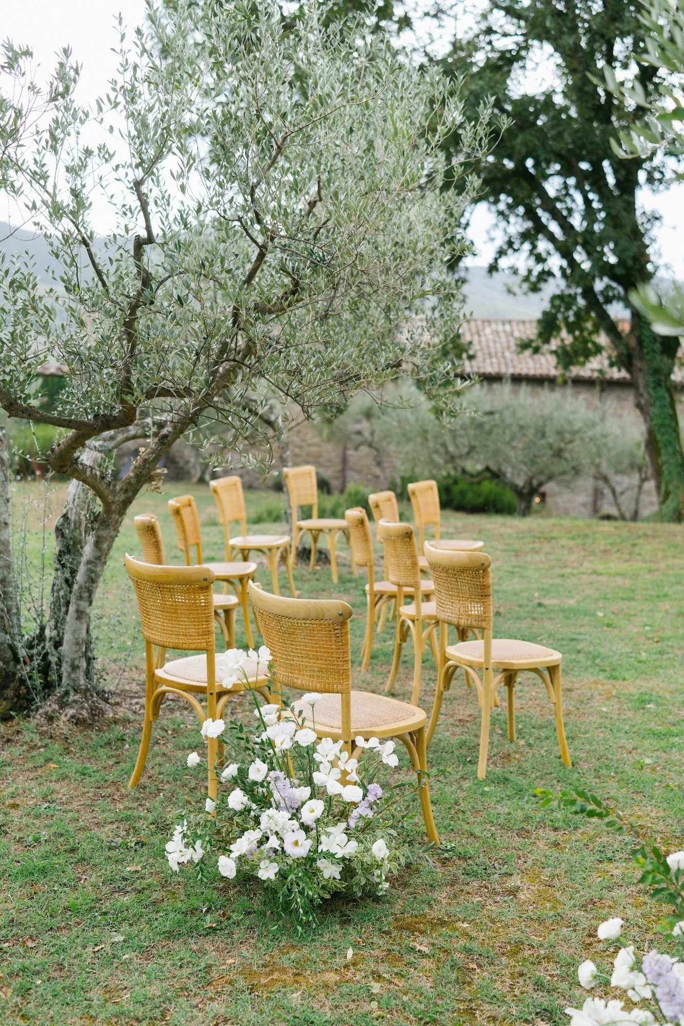 harvesia-floral-alfresco-dinner-garden-ceremony-wedding-design-toscana-destination48.jpg