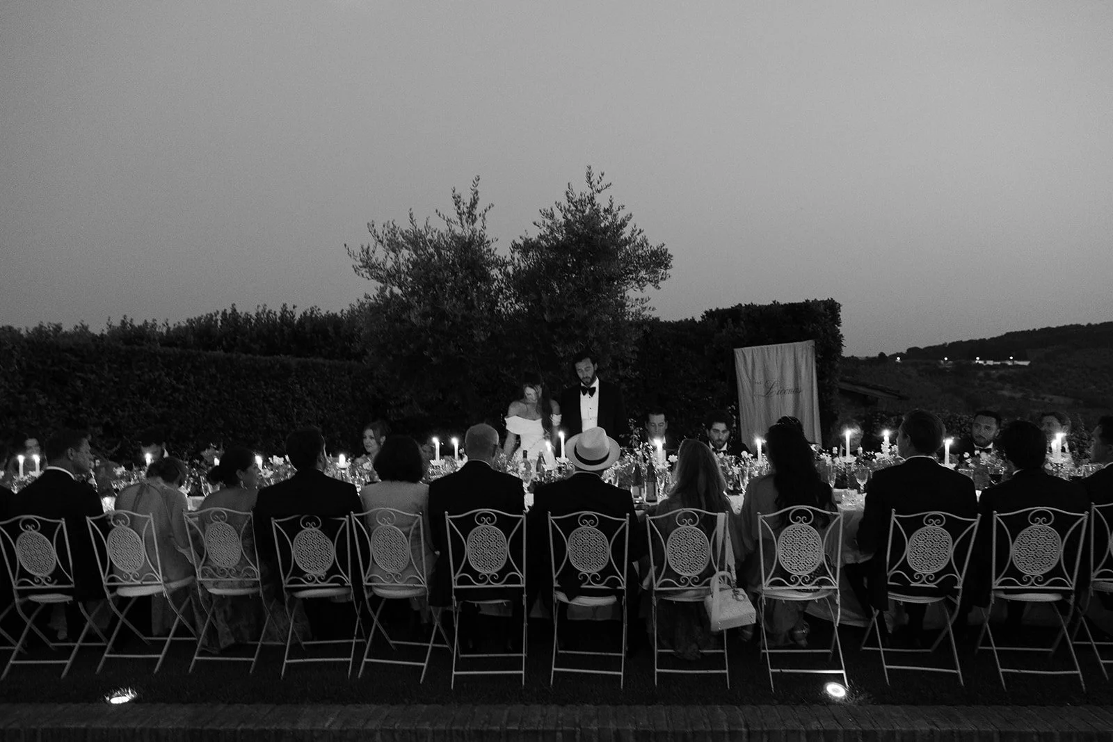 contemporary-wedding-in-tuscany-harvesia-floral-design-countryside-wedding-83.jpg