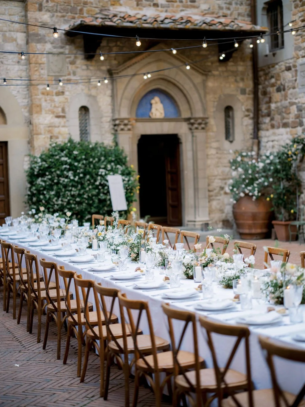harvesia-floral-wedding-in-tuscany-floral-design-tablescape9.JPG