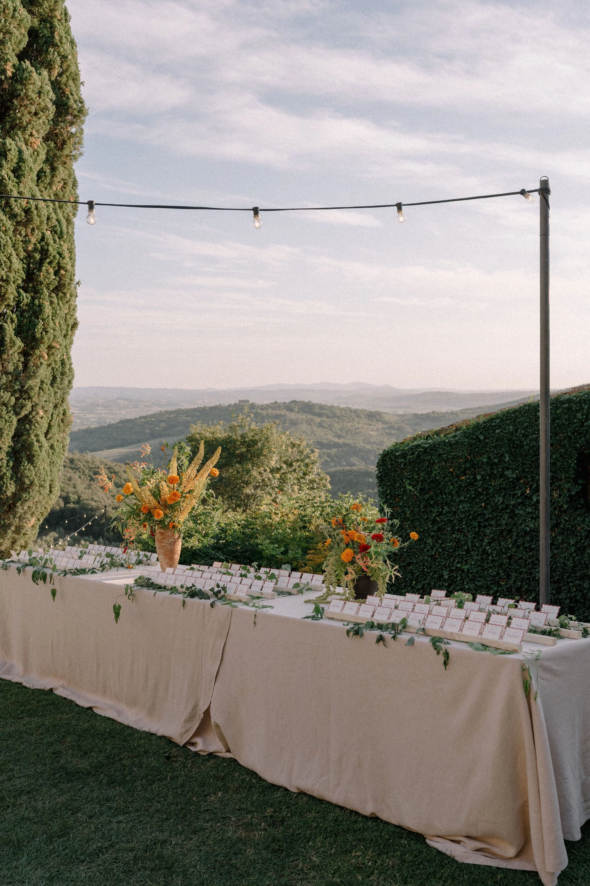 welcome-dinner-and-brunch-tuscany-wedding-floral-design-harvesia-11.jpg
