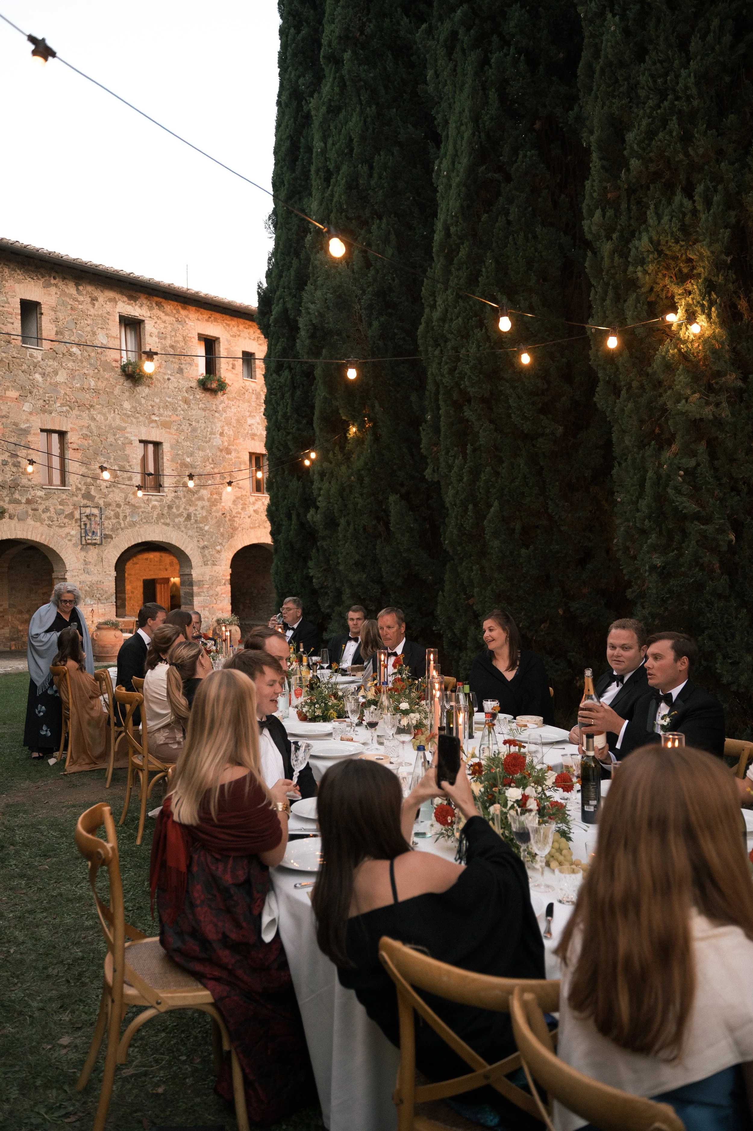 harvesia-floral-design-wedding-tuscany-villa-dinner-ceremony-45.jpg