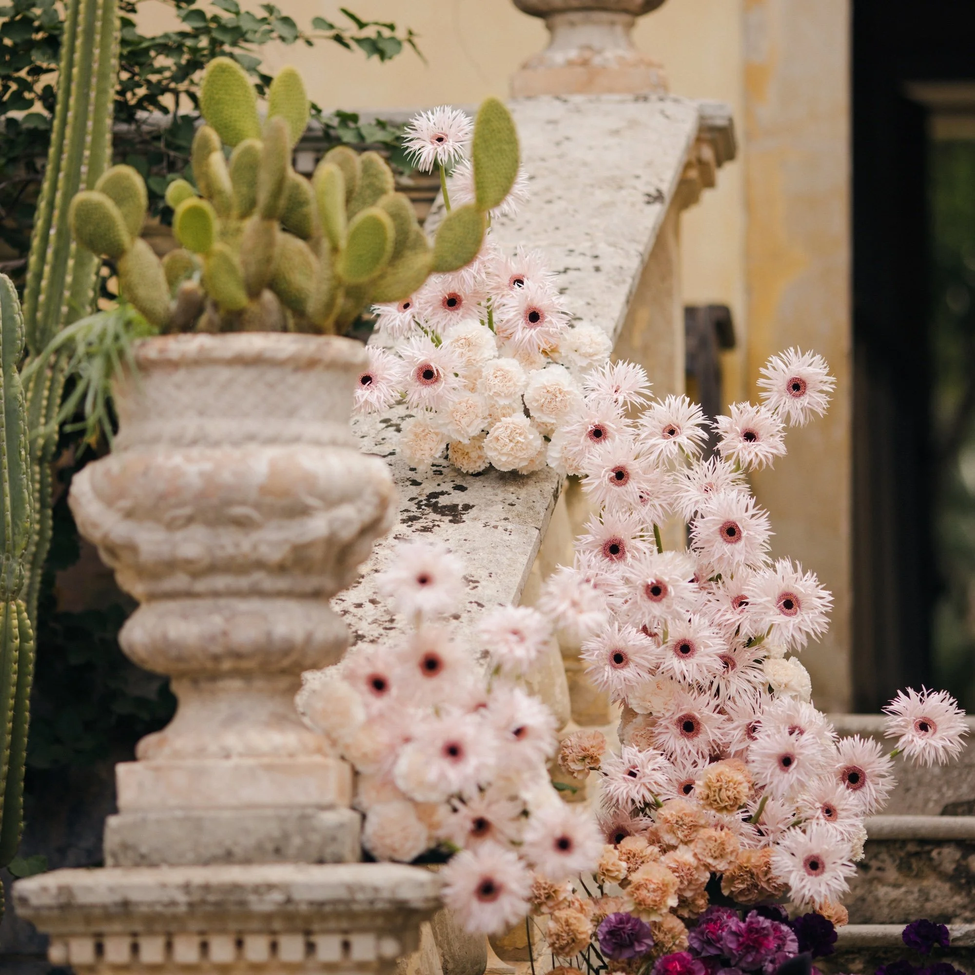 destination-wedding-italy-puglia-floral-design-harvesia-tuscany-4.jpg