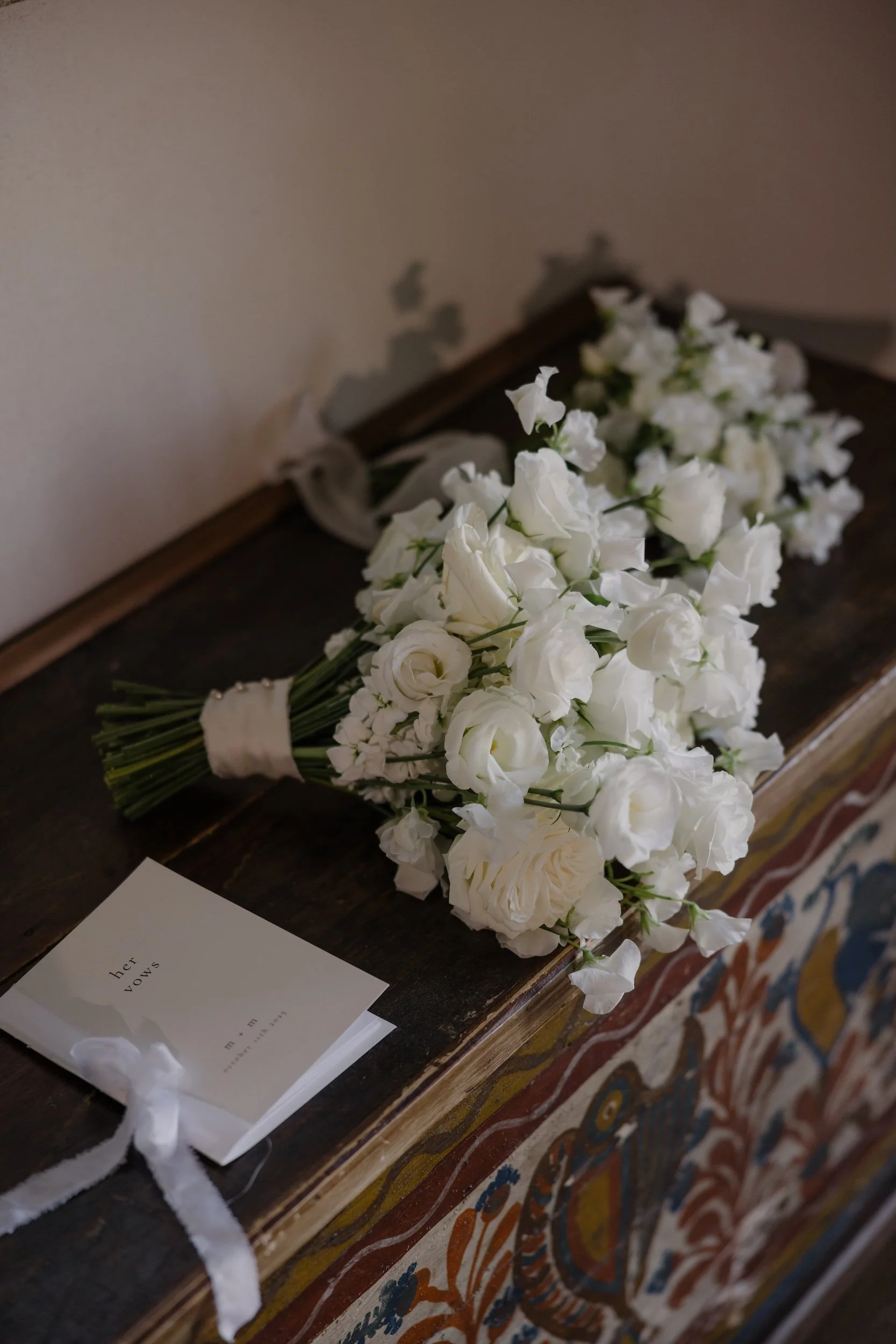 harvesia-floral-wedding-white-flowers-design-tuscany-7.jpg