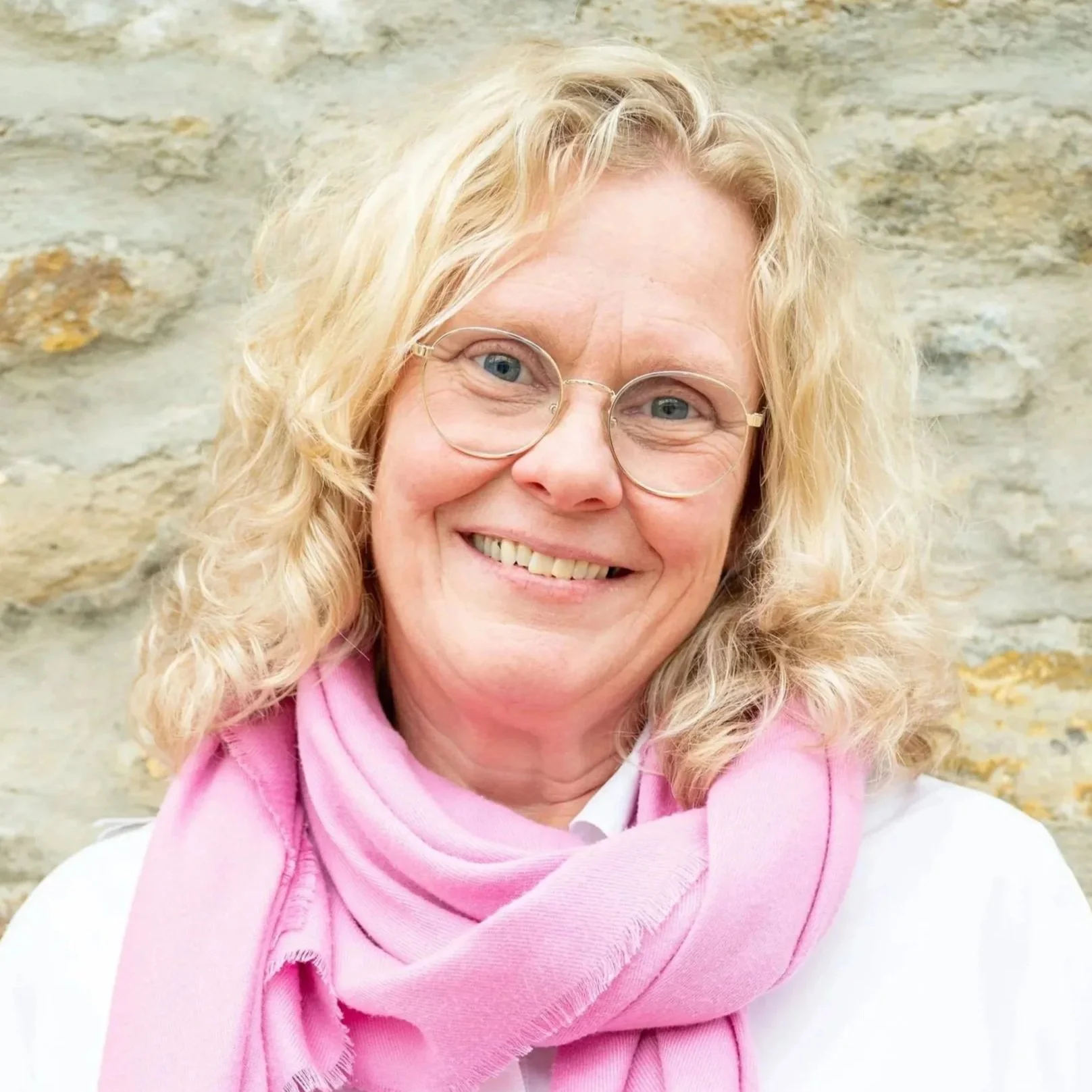 Mary-Independent Social Worker