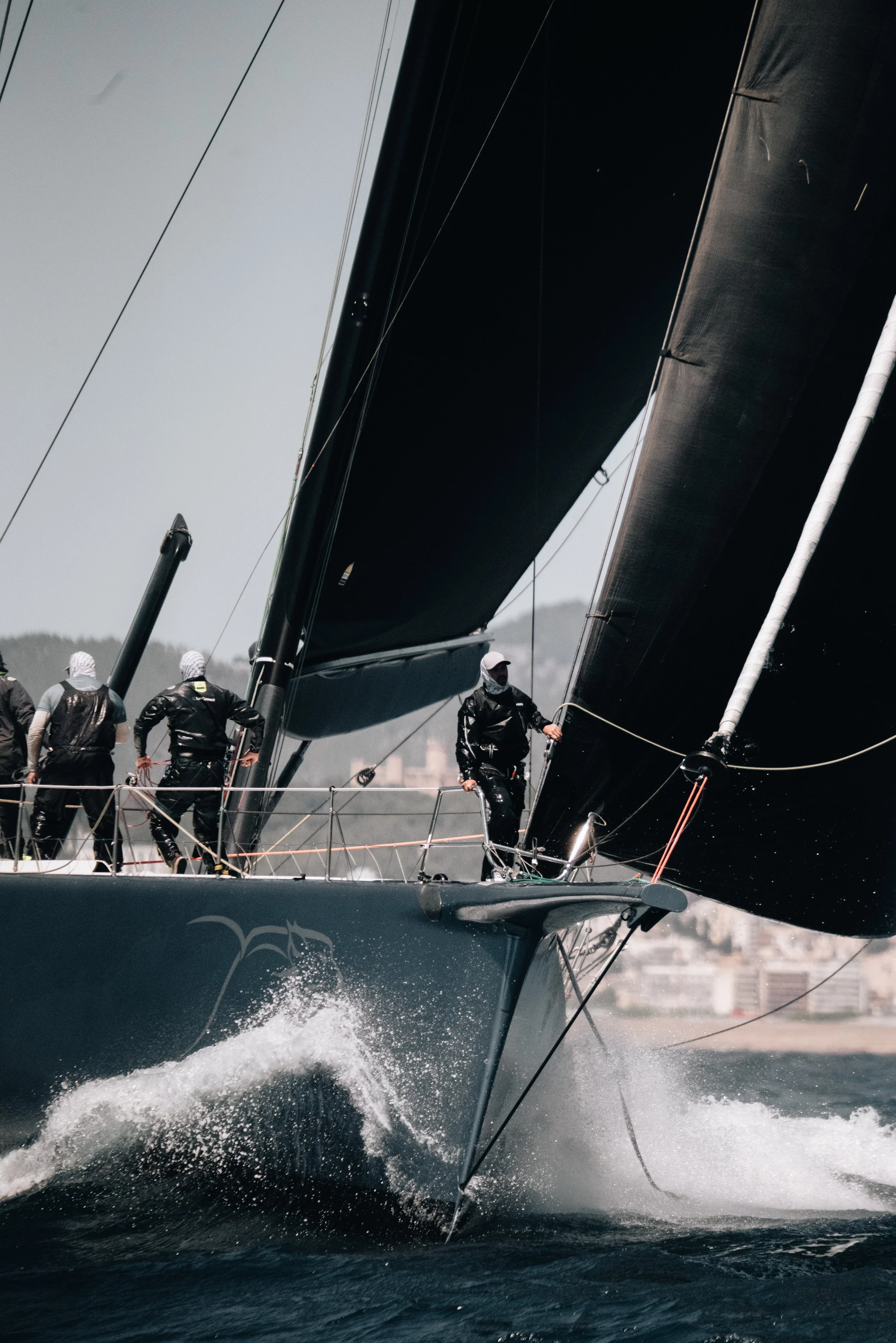 002-Leopard 3 - Maxi Yacht Palma Vella 07322.jpg