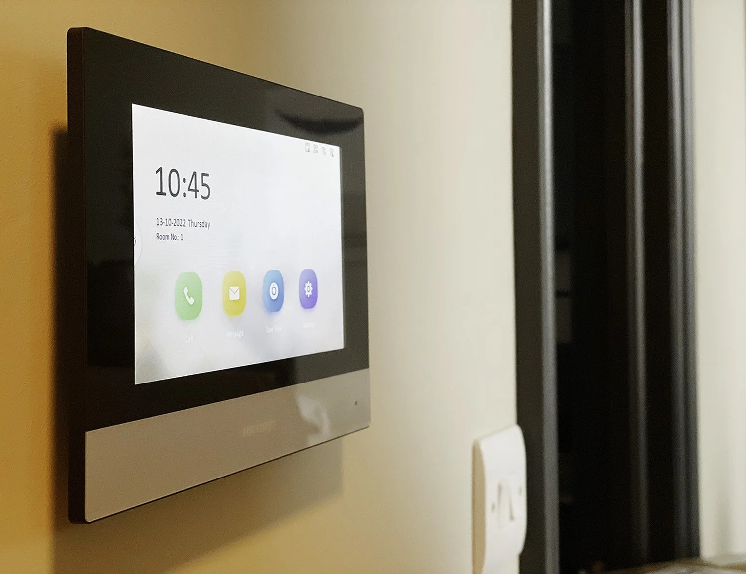 350 Browhnhill road_internal_screen.jpg