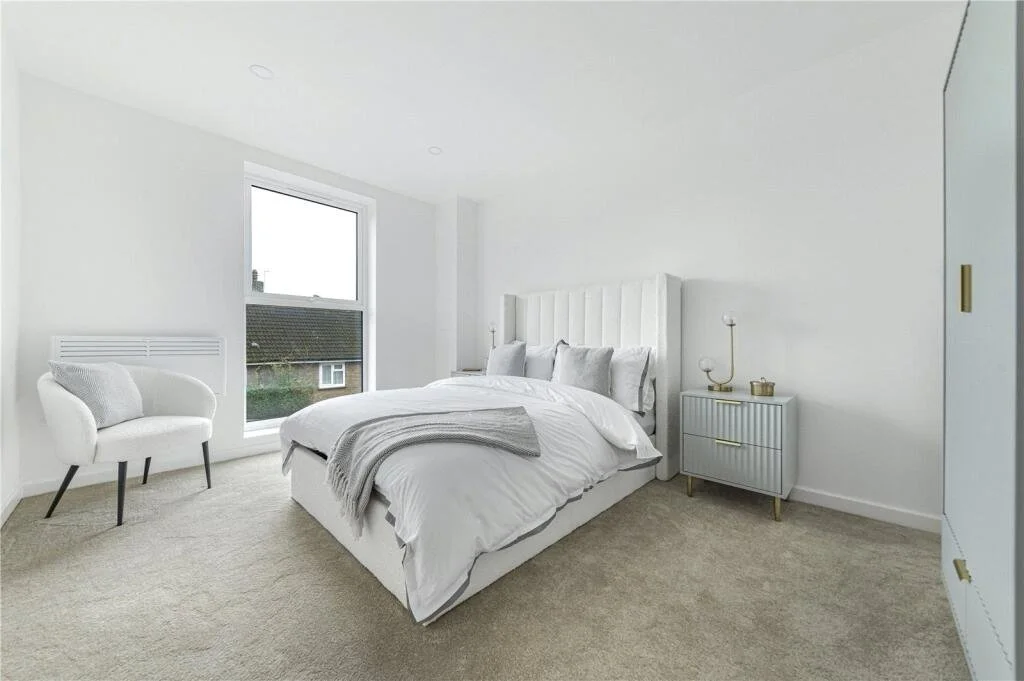 Halcyon House, Springbank Road