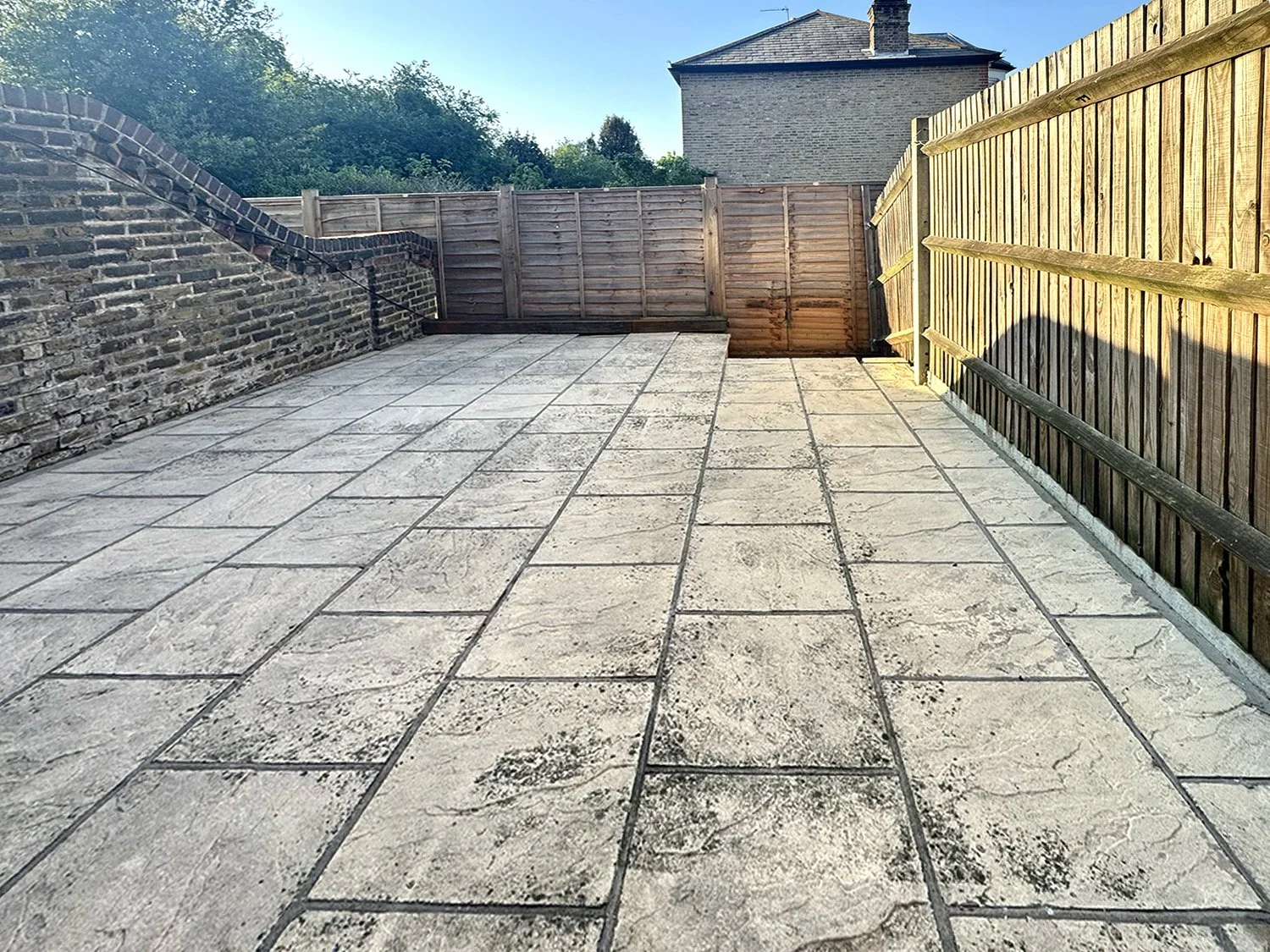 295A Brownhill Road_external_garden.jpg