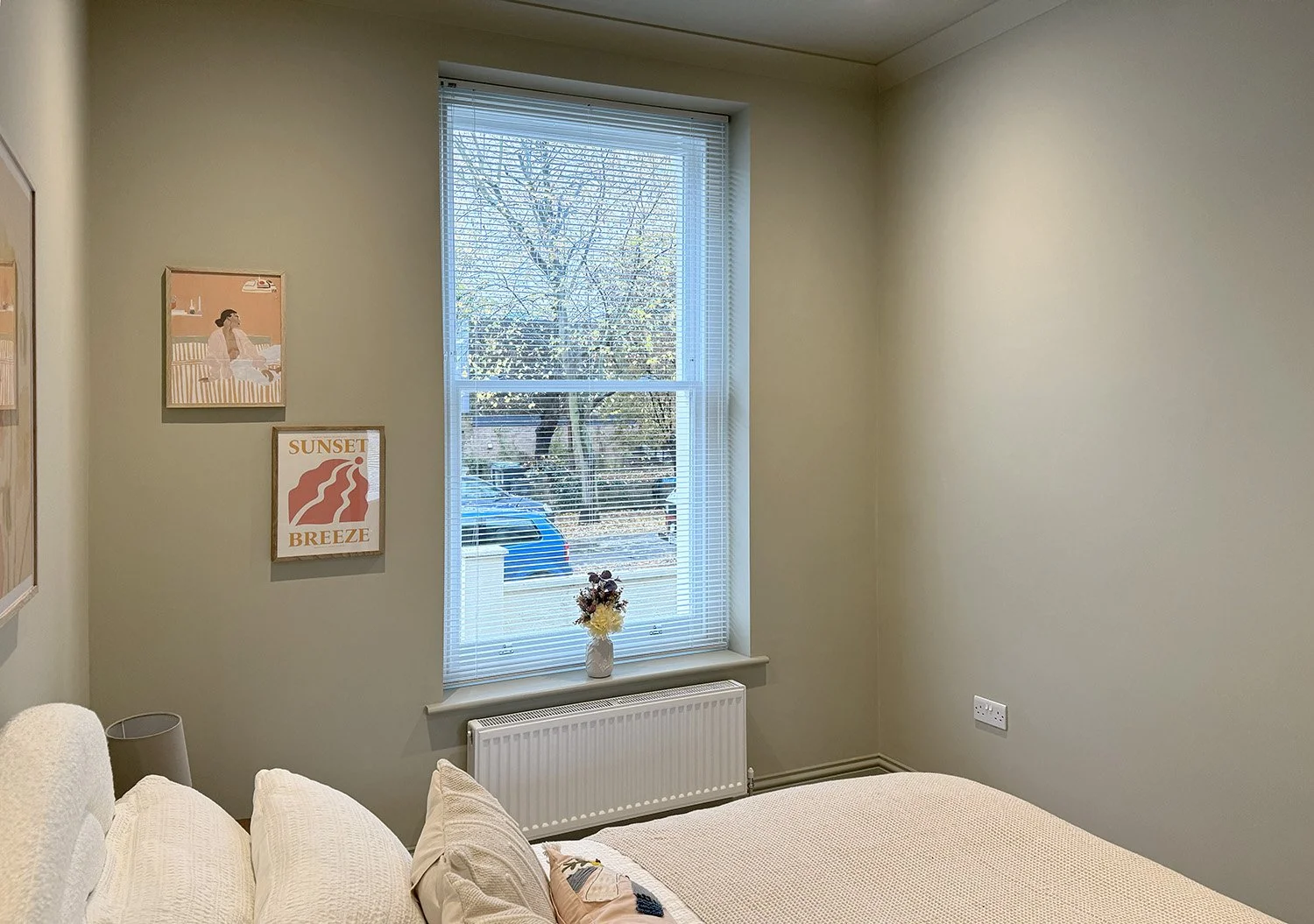 110C Manor avenue_bedroom1e.jpg