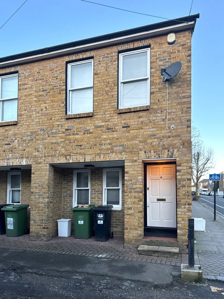 Front_4 Wickham mews.jpg