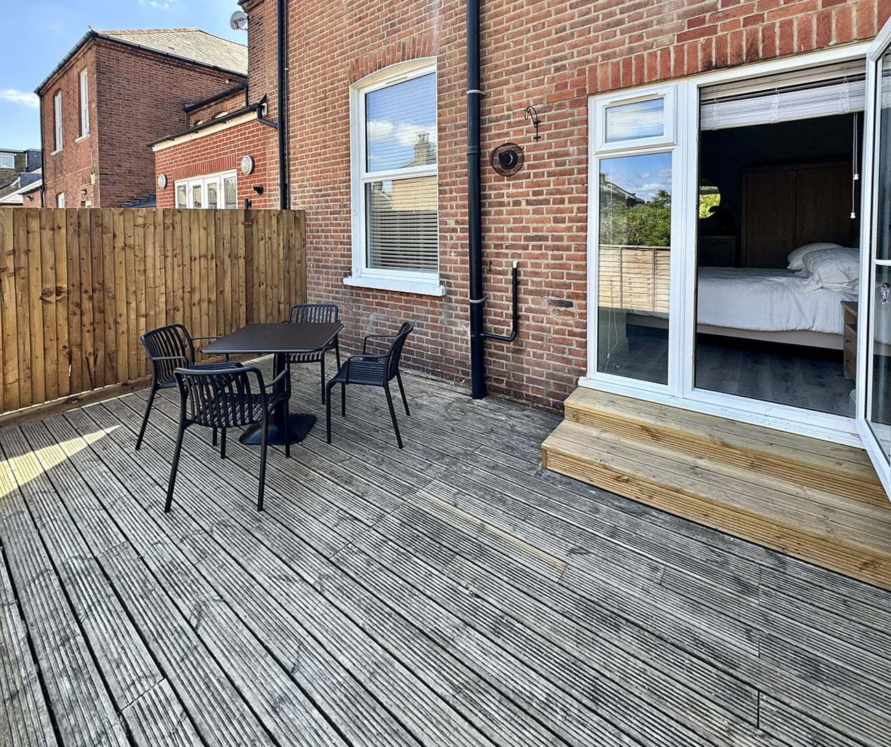 Flat 1 293 Brownhill Road_decking.jpg