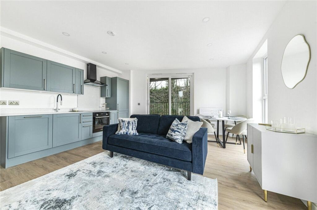 Halcyon House_kitchen living4.JPG