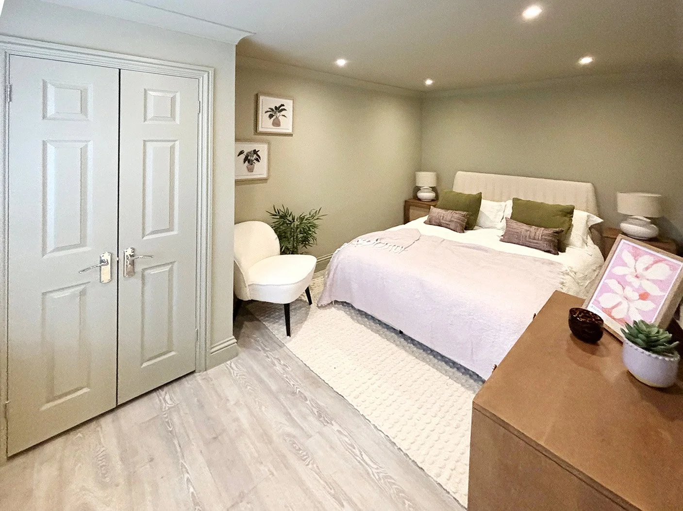 110A Manor avenue_bedroom.jpg