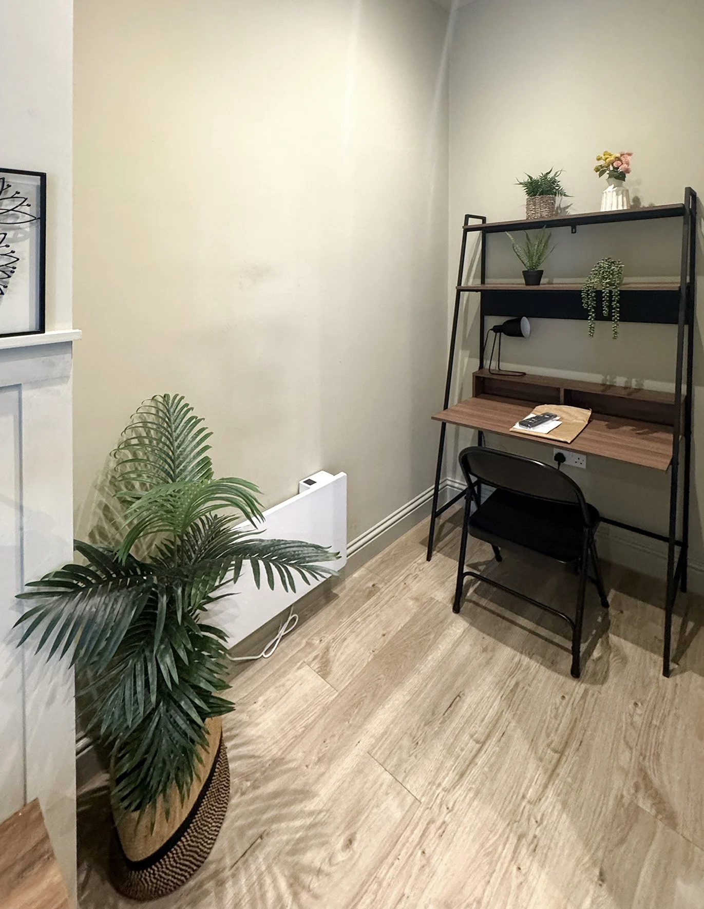 Brownhill Road Room 3