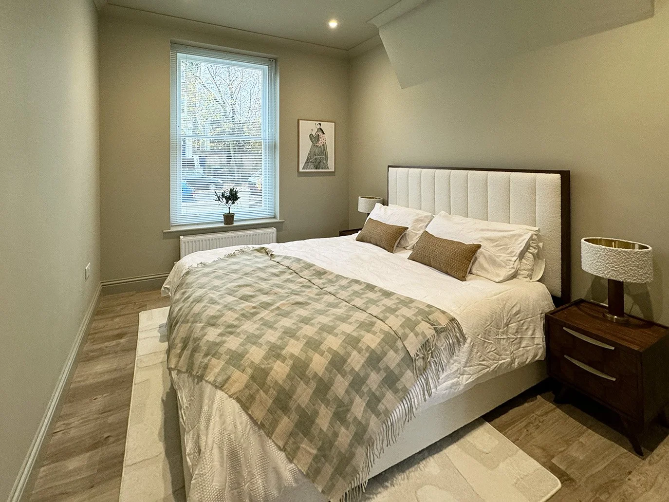 110C Manor avenue_bedroom2b.jpg