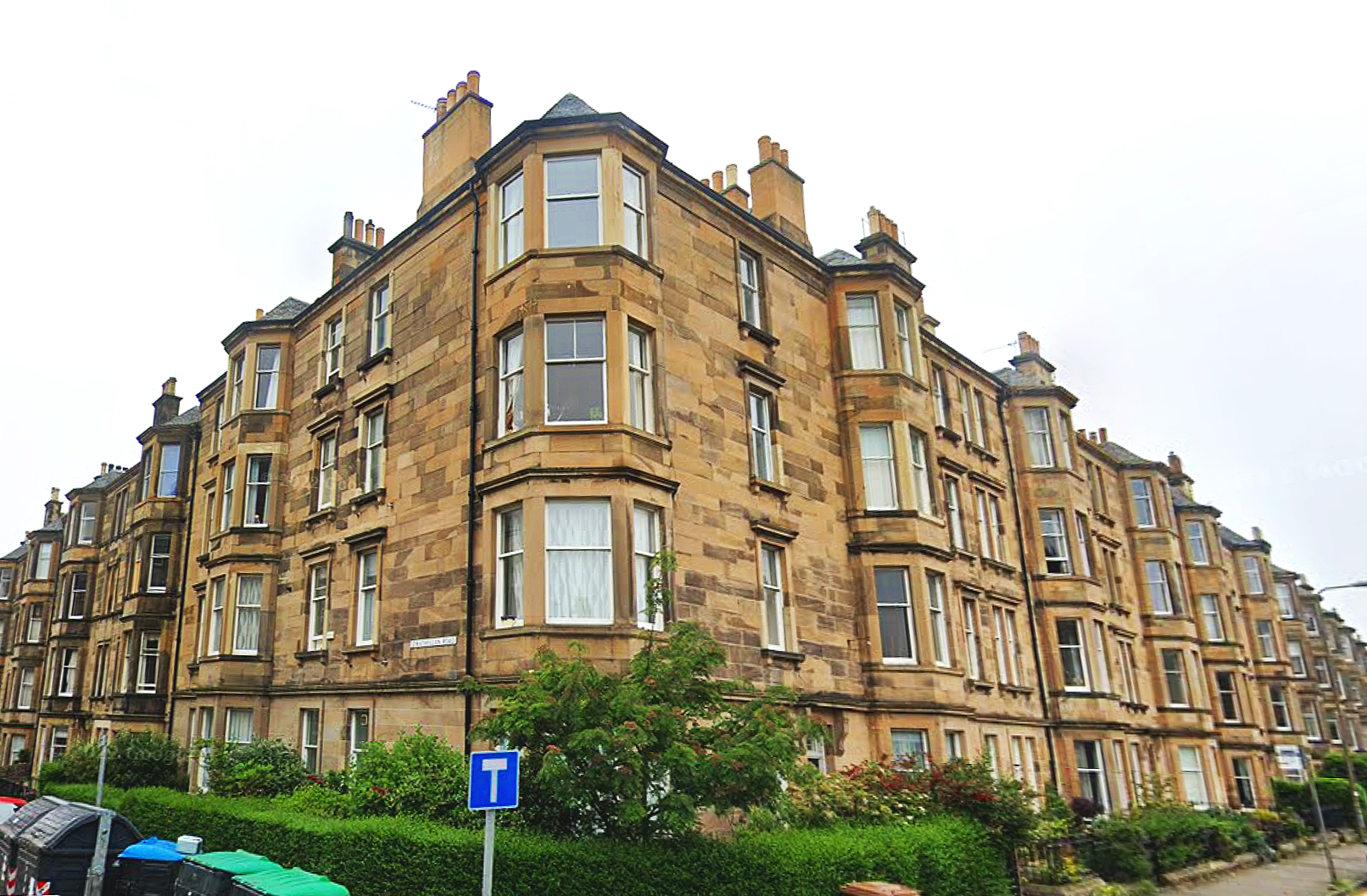 Corner block of sandstone flats 