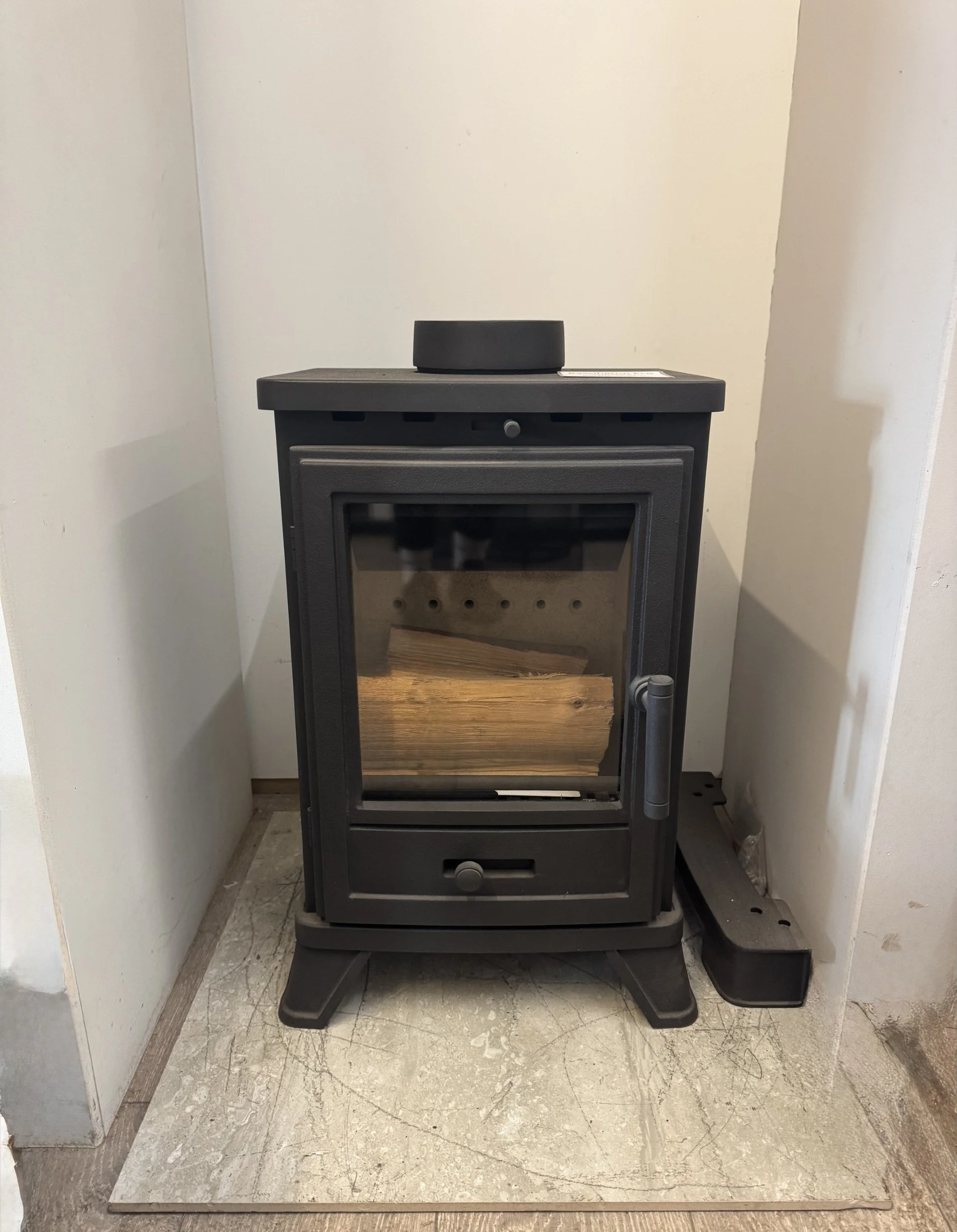 BASSINGTON COMPACT MULTIFUEL STOVE