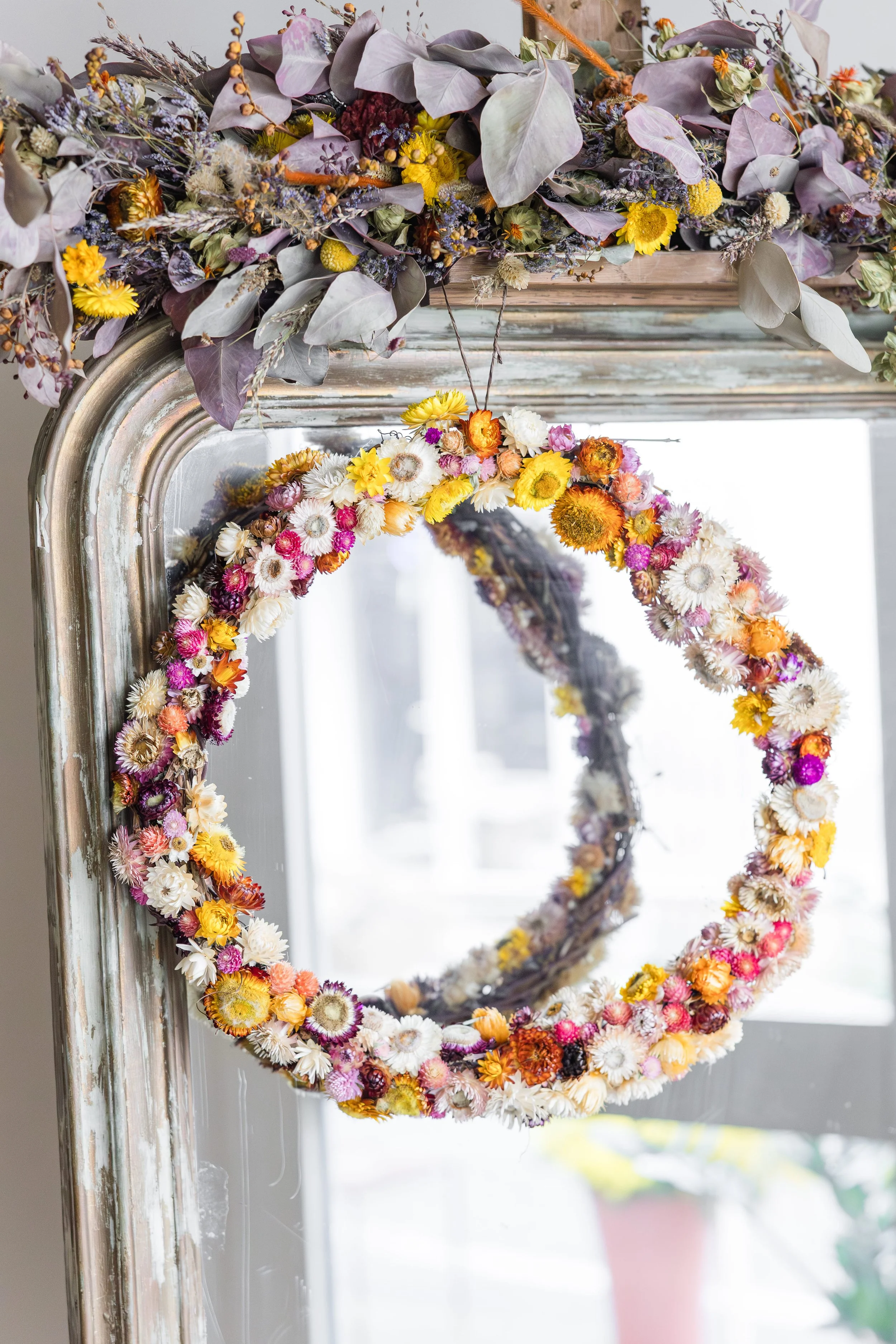 Couronne de fleurs séchées