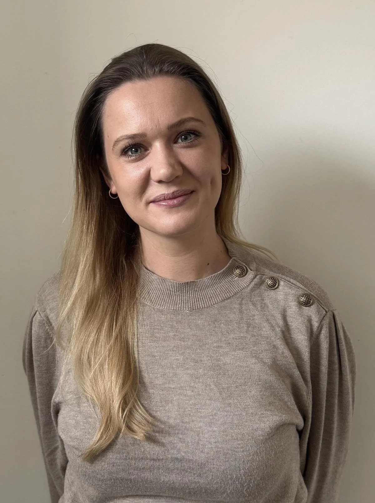 Linda Prins – specialist keizersnede littekenbehandelingBehandelaar keizersnede littekenbehandeling in Apeldoorn