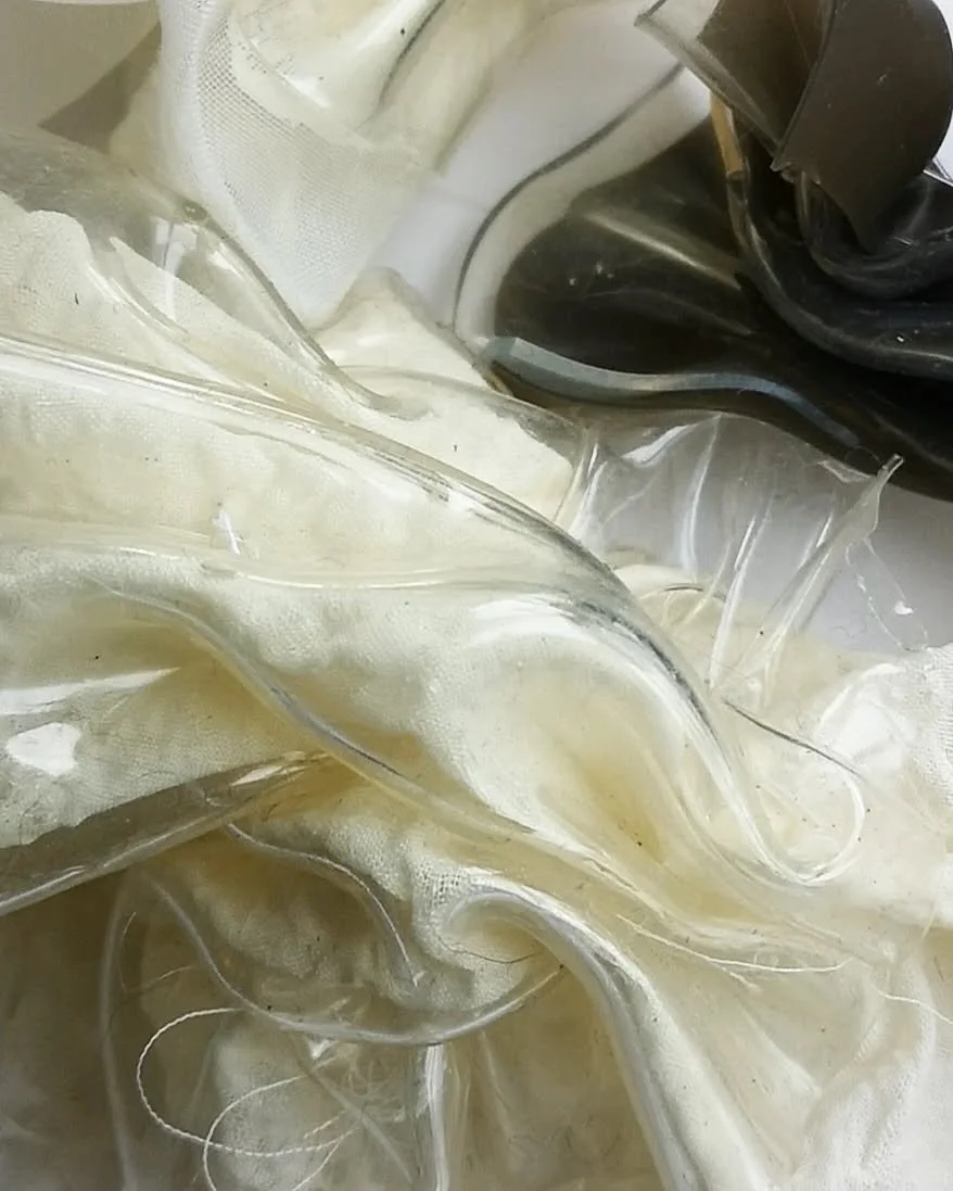 Layered up

#textiles #textileart #textilesample #wip #translucent  #texture #textiles #materialexploration #materialexperiments #experimentaldrawing #latex #rubber #fabricmanipulation #stitch #pleats #smocking #artoftheday