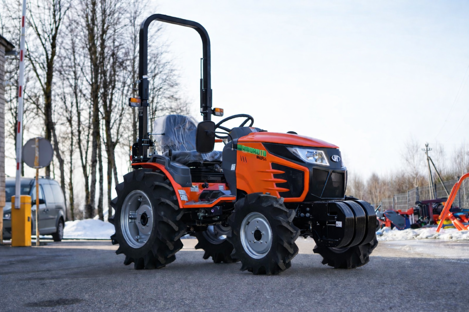 HINOMOTO HM-255 Plus meccanica – mini trattore di classe Premium con trasmissione meccanica