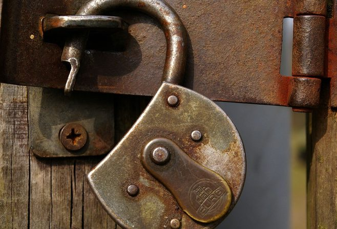 Box by Box – en samarbejdsaktivitet fyldt med gåder, mysterier og teamwork. Holdene åbner låste bokse ved at løse opgaver, der kræver både logik, kommunikation og kreativ tænkning.