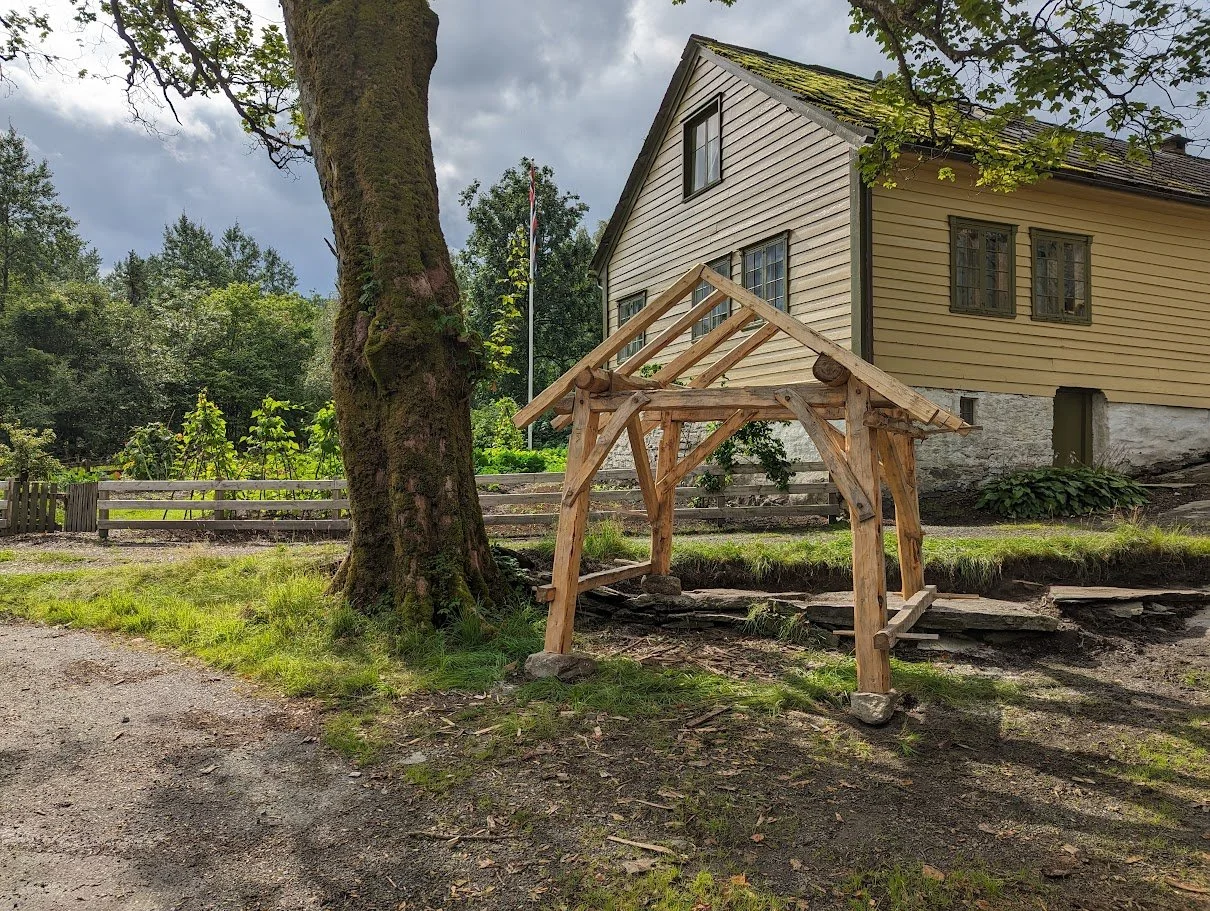 Grindbygg på prestegården