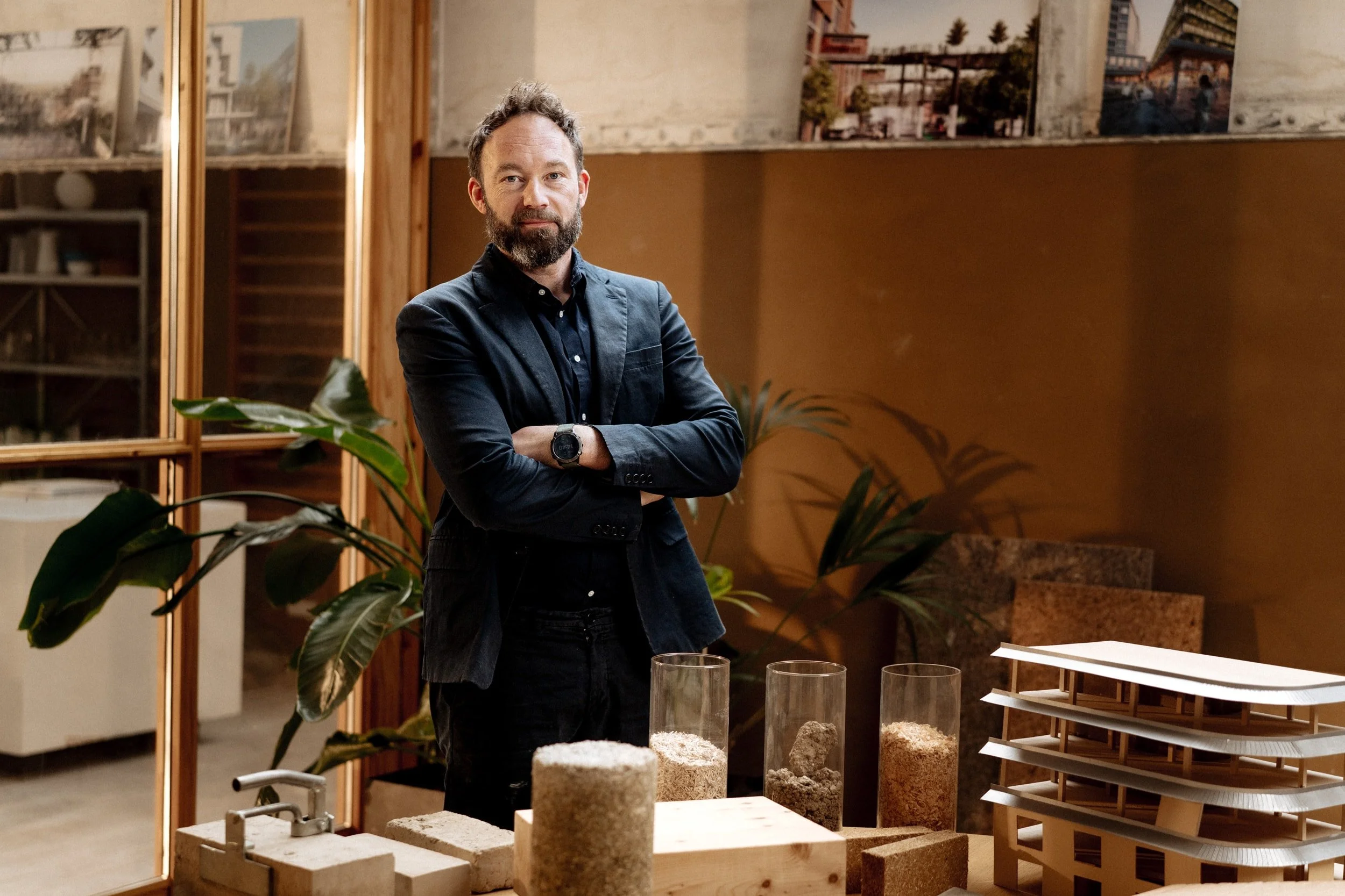 Om arkitekturen i JORD