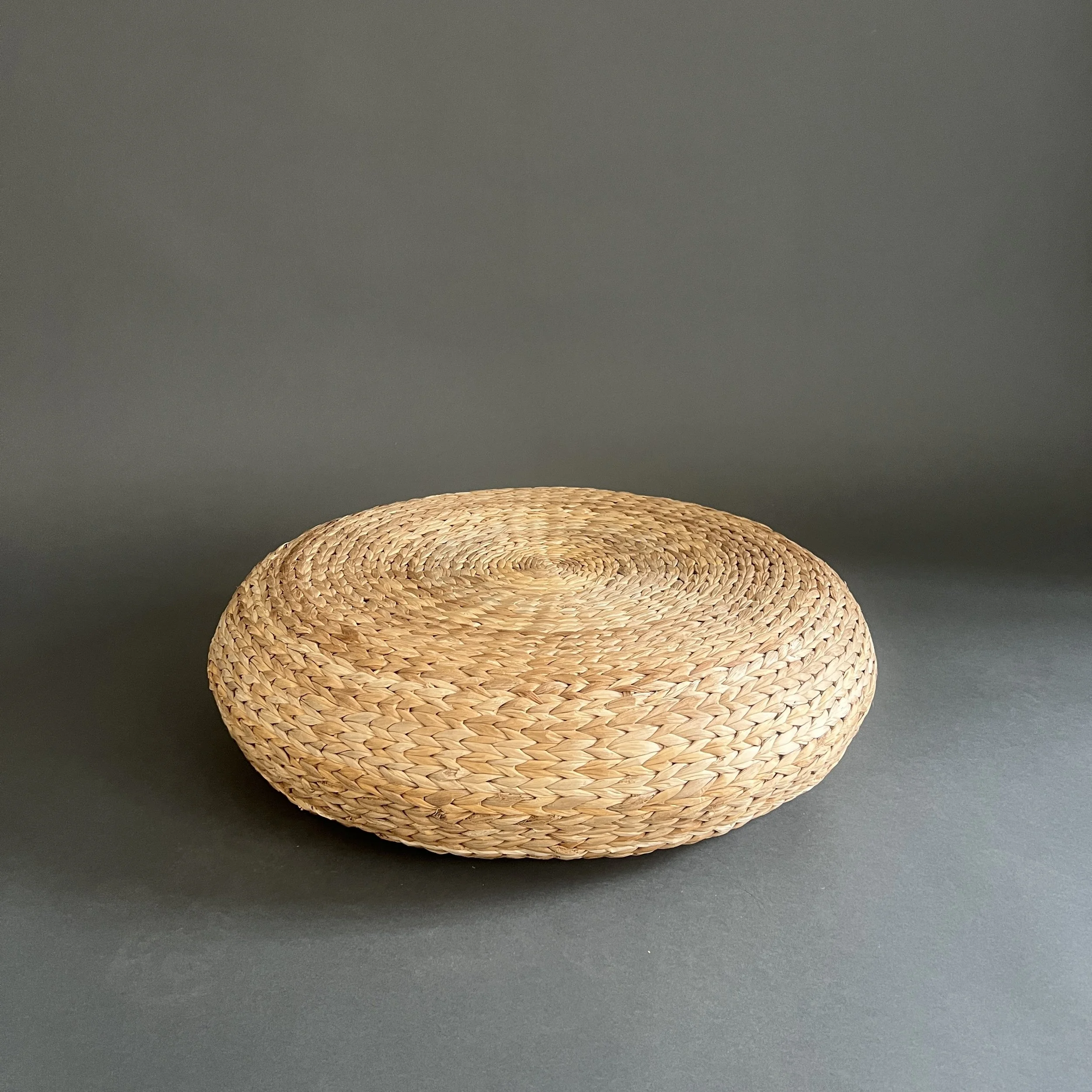 RATTAN SEAT (INCLUDED IN YOUR BOOKING)