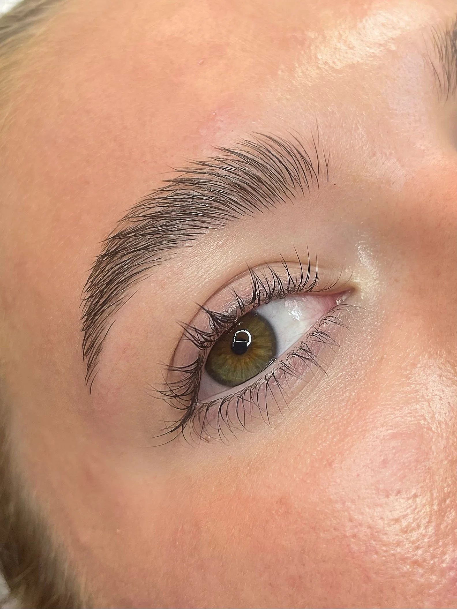 Facetune_02-06-2023-19-41-55 copy.jpg