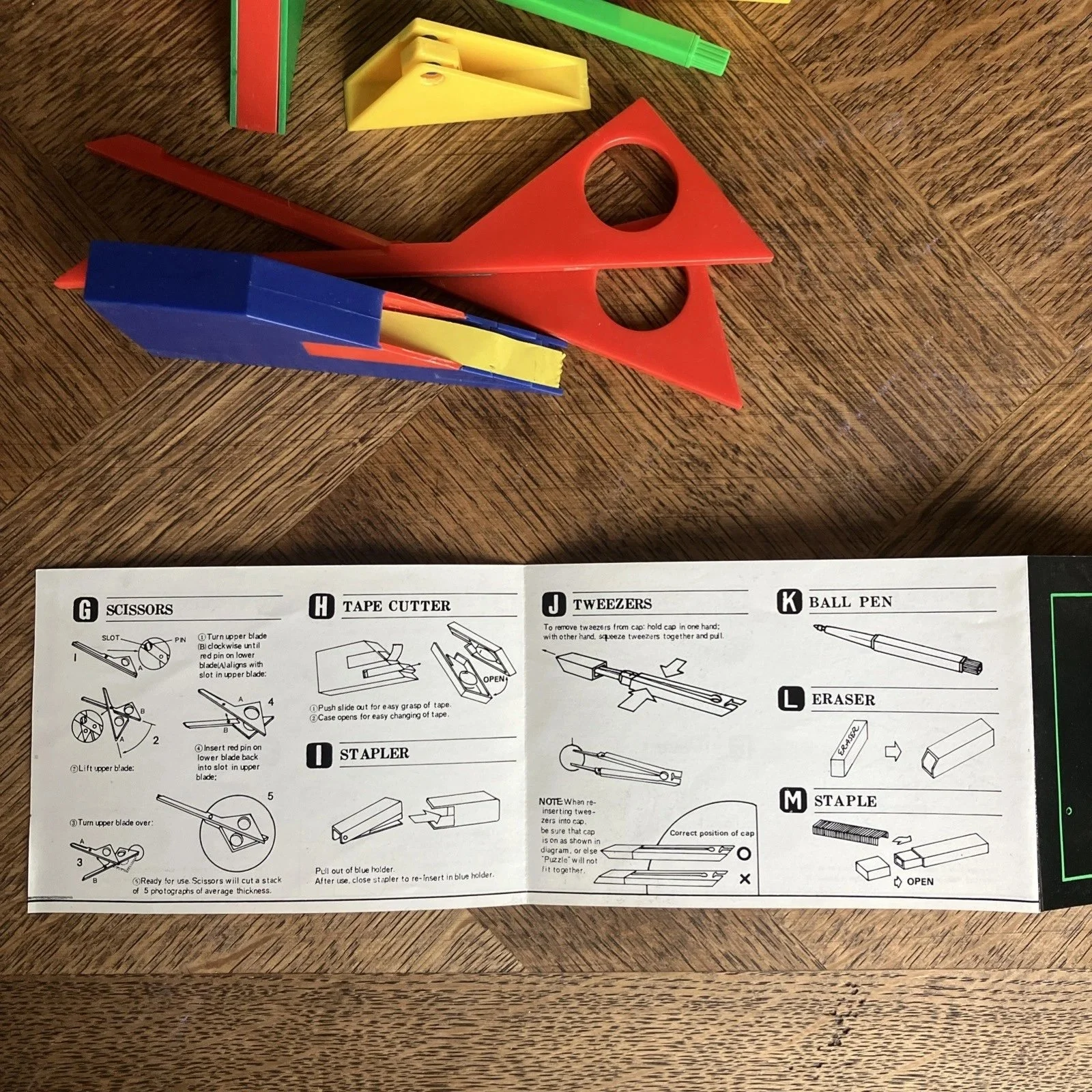 tangram desk set 3.jpeg