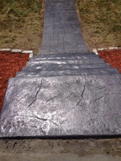 SpartanConcreteServices-DecorativeConcreteStairs-walkway.jpg