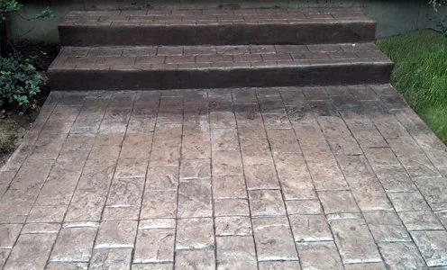 SpartanConcreteServices-ConcreteStairs-Walkway.jpg