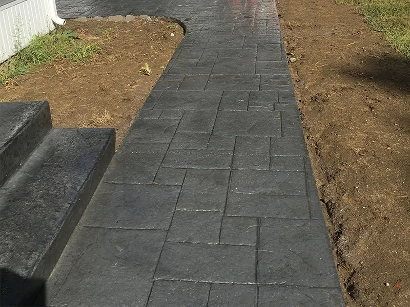SpartanConcreteServices-walkway-team-stampWalkway_AshlarSlate_metallicgray.jpg