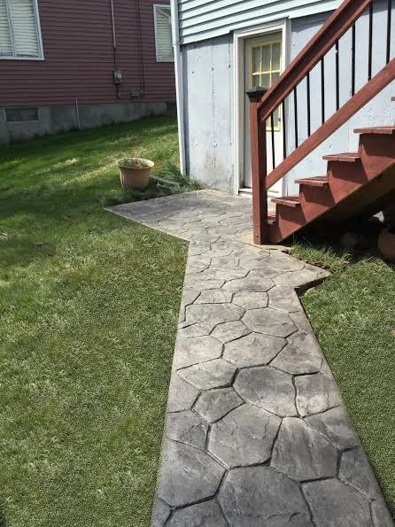 SpartanConcreteServices-walkway-basebentdoor.jpg