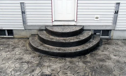 SpartanConcreteServices-StampConcreteStairs-round-entrance.jpg